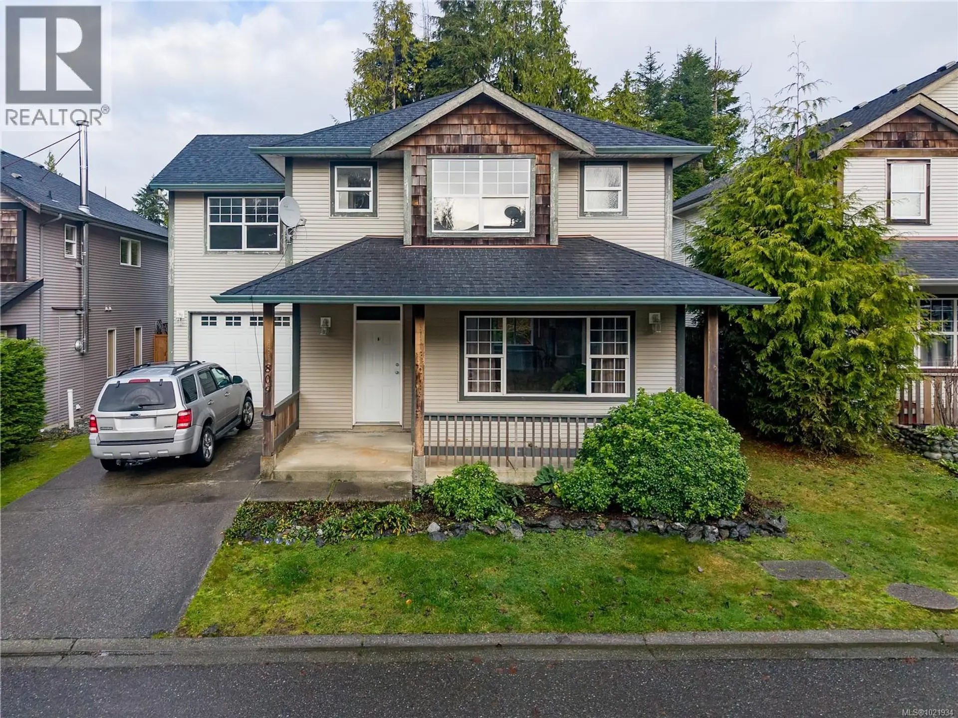 Property at 809 Ocean Park Dr, Tofino, BC