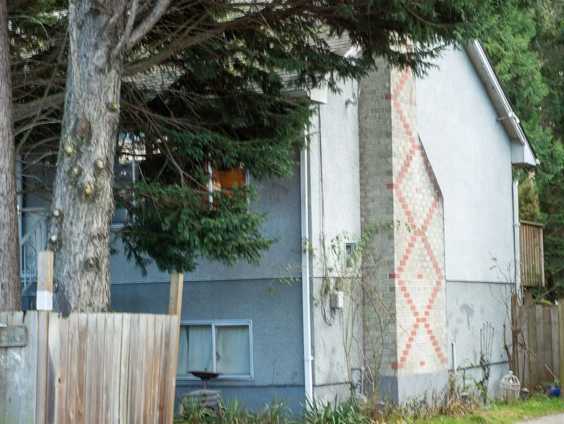11230 72 Avenue - Image 2