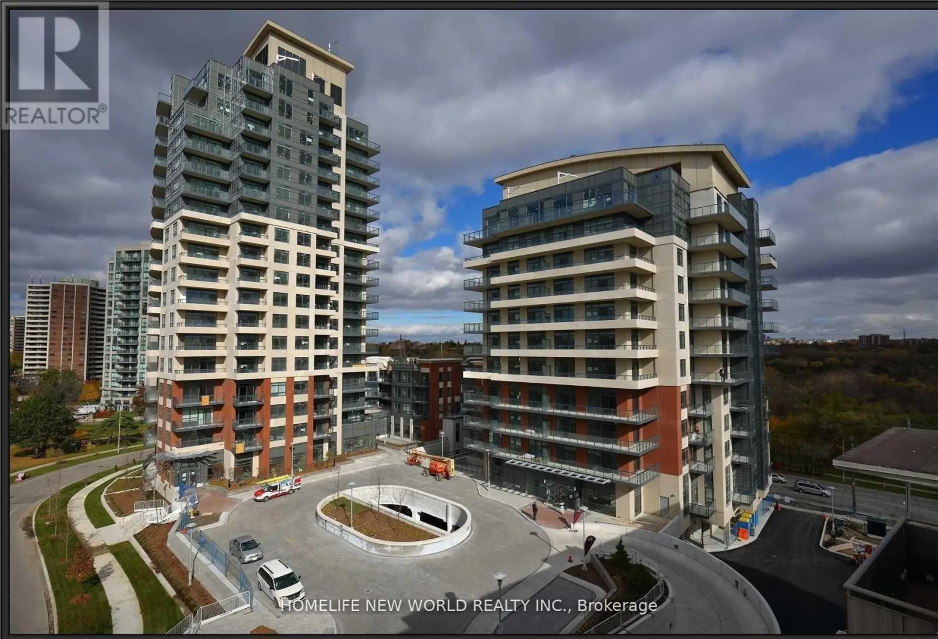 #801 25 FONTENAY COURT - Image 1