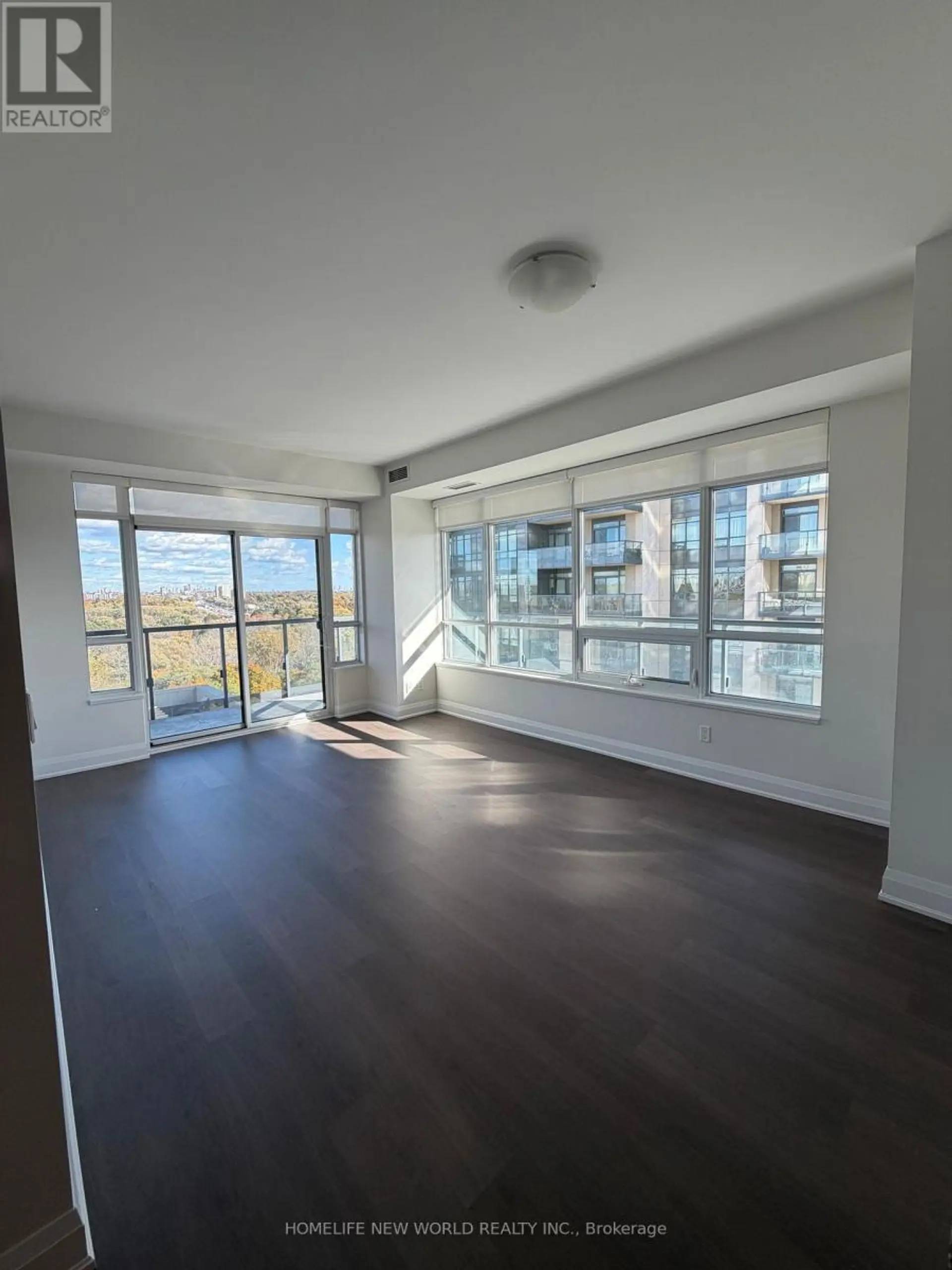 #801 25 FONTENAY COURT - Image 2