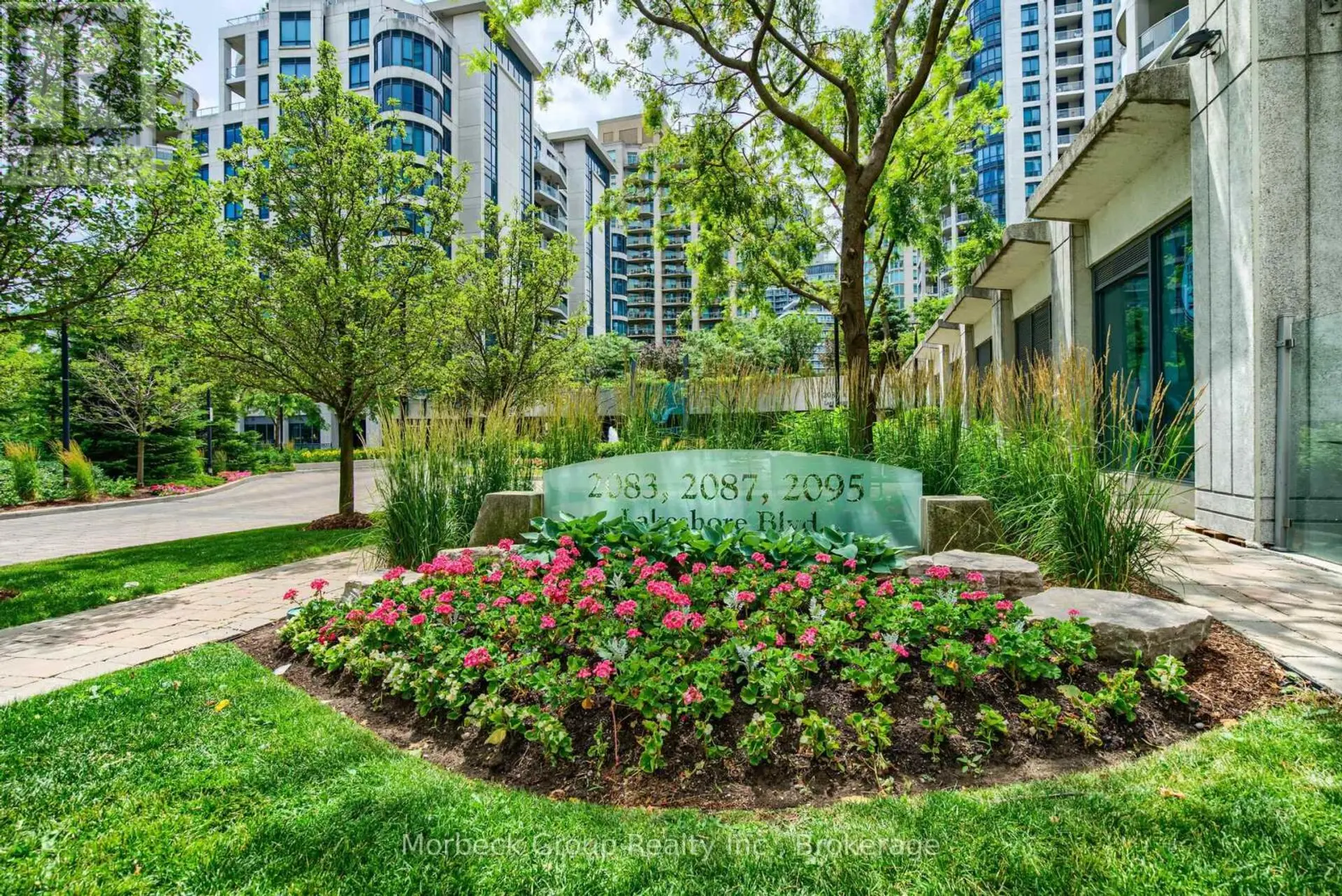 #1413 2083 LAKE SHORE BOULEVARD W - Image 2