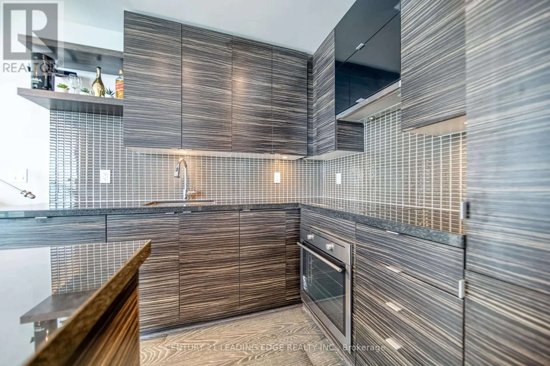#707 59 ANNIE CRAIG DRIVE - Image 7