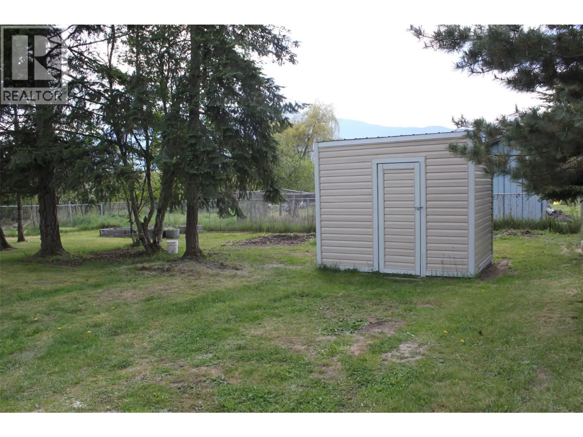 138 Cotswold Road - Image 2