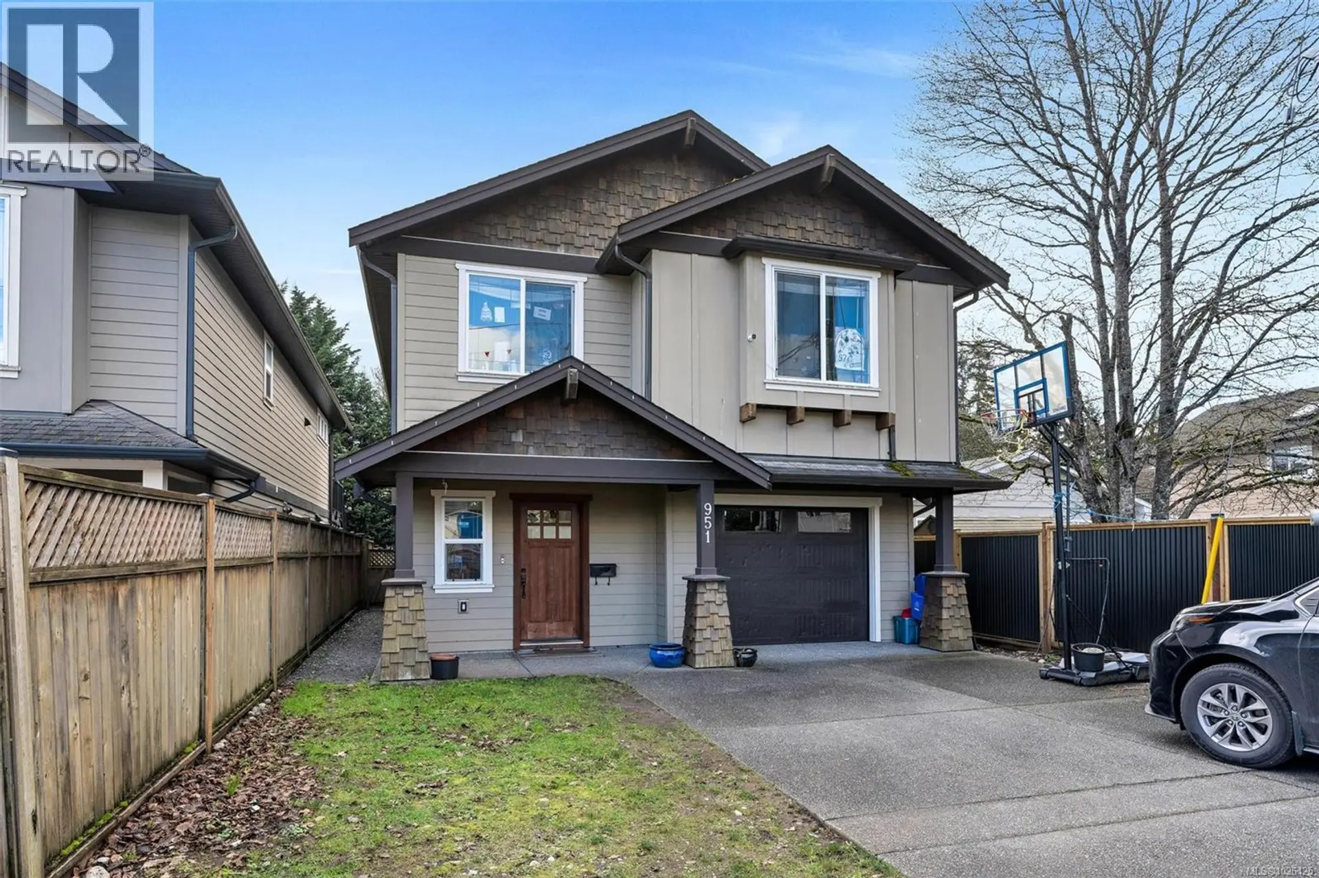 Property at 951 Bray Ave, Langford, BC