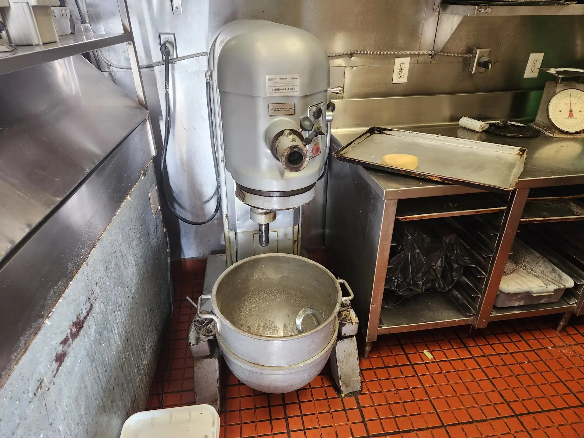 613 E Broadway - Image 3