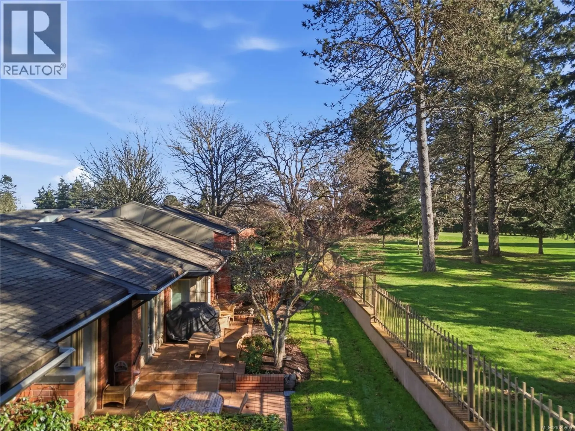 Property at #102 2345 Cedar Hill Cross Rd, Oak Bay, BC