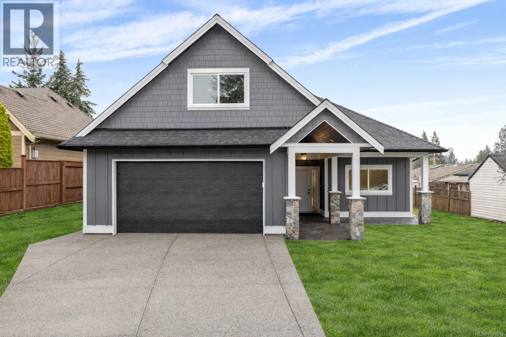 Property at 715 Doehle Ave, Parksville, BC
