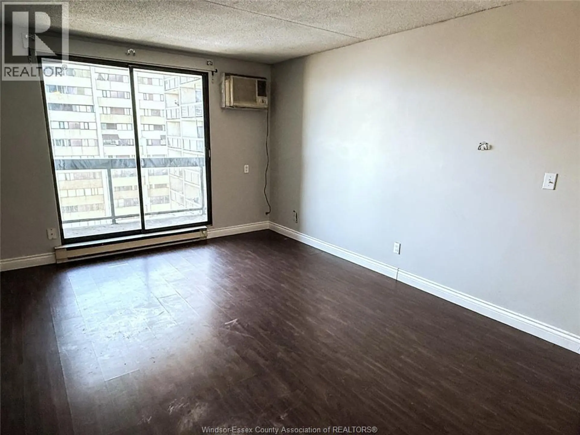 #1603 150 PARK STREET WEST - Image 2