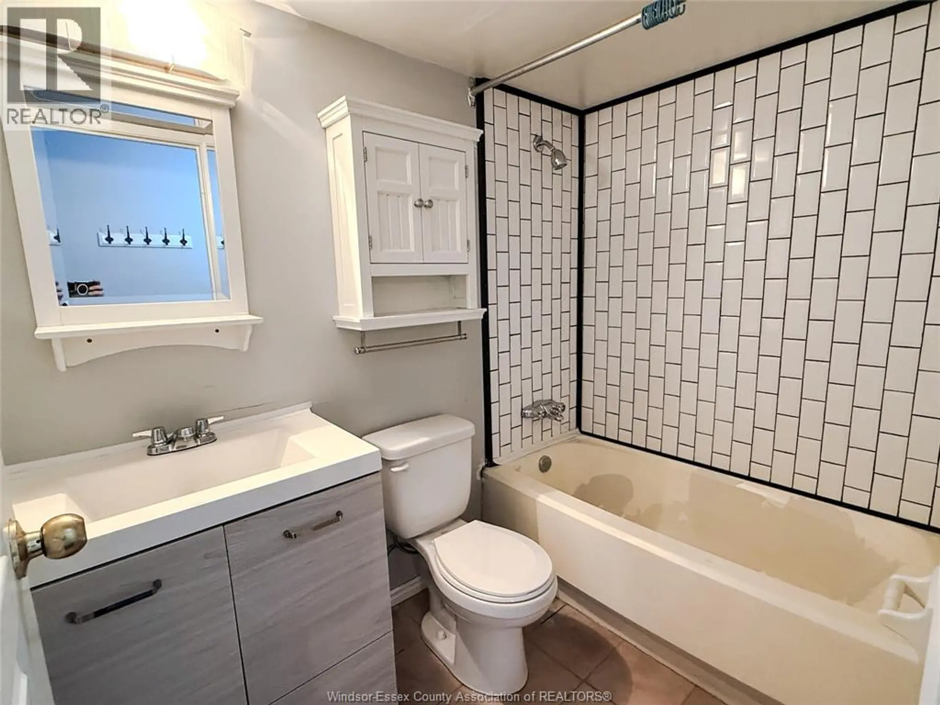 #1603 150 PARK STREET WEST - Image 7