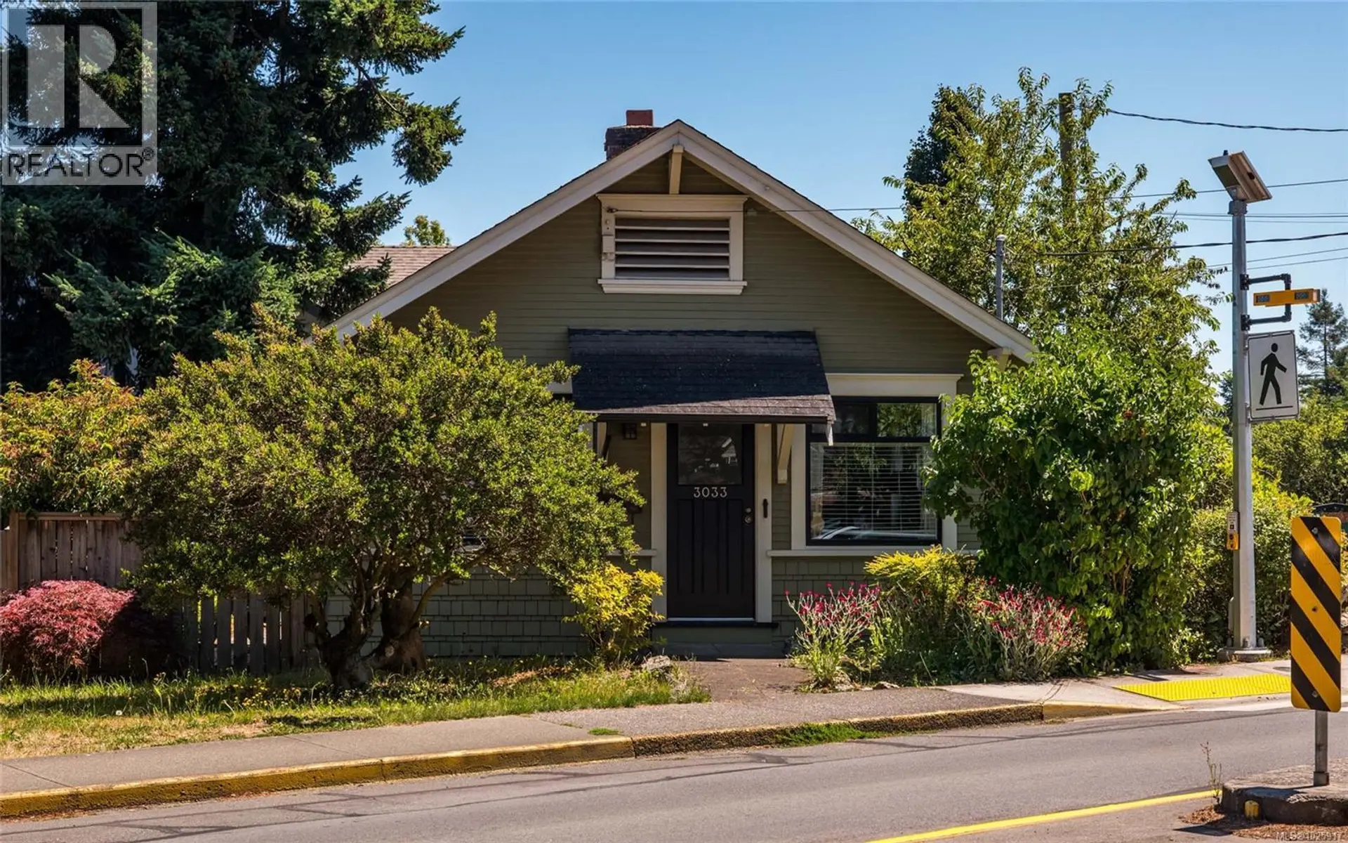 Property at 3033 Cedar Hill Rd, Victoria, BC