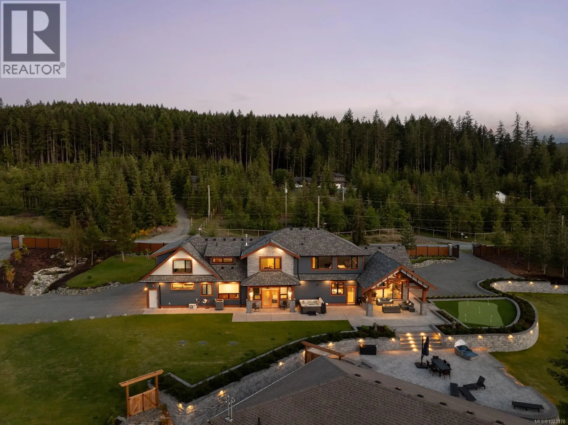 Property at 2833 Woodcroft Pl, Shawnigan Lake, BC