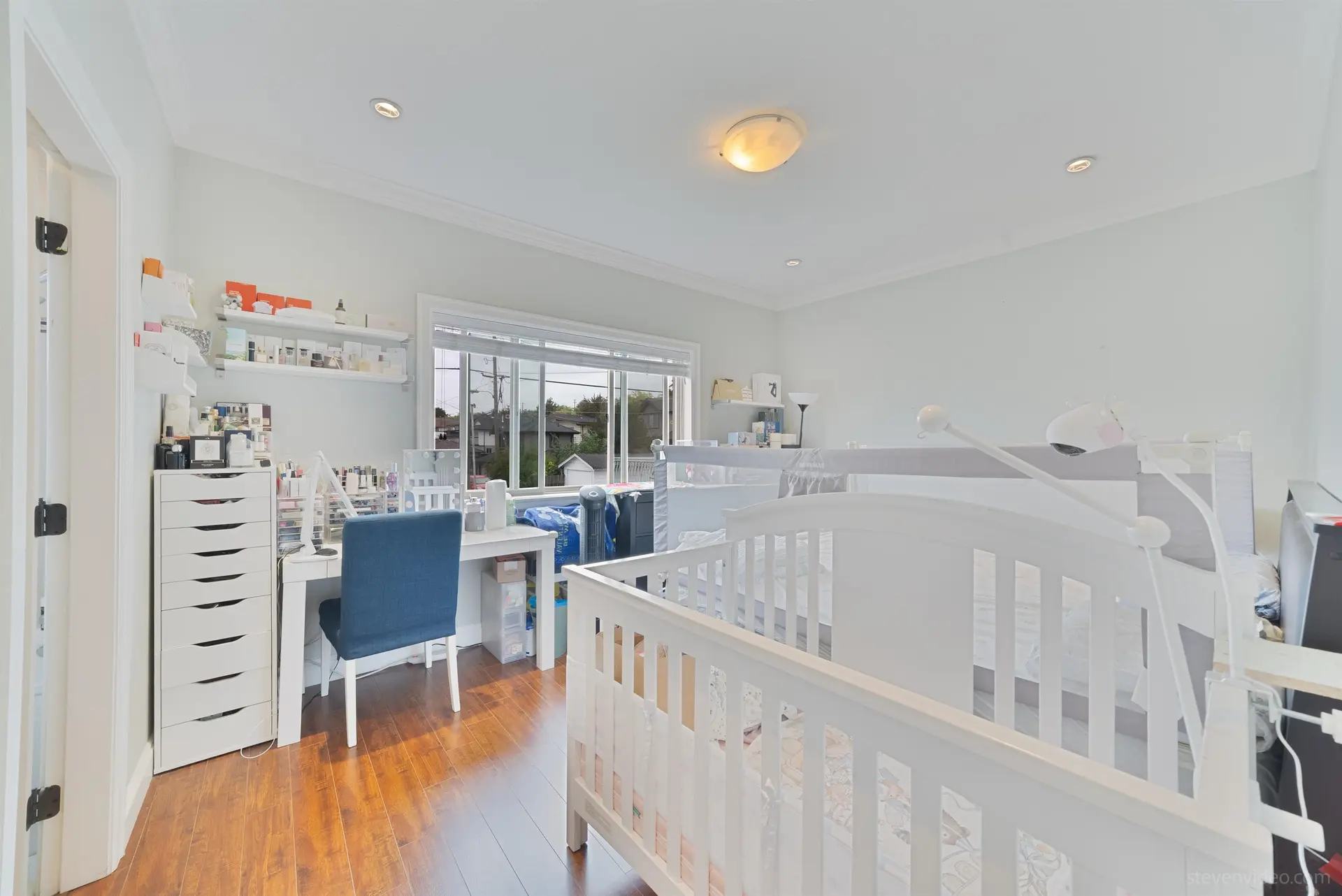 3832 Slocan Street - Image 6