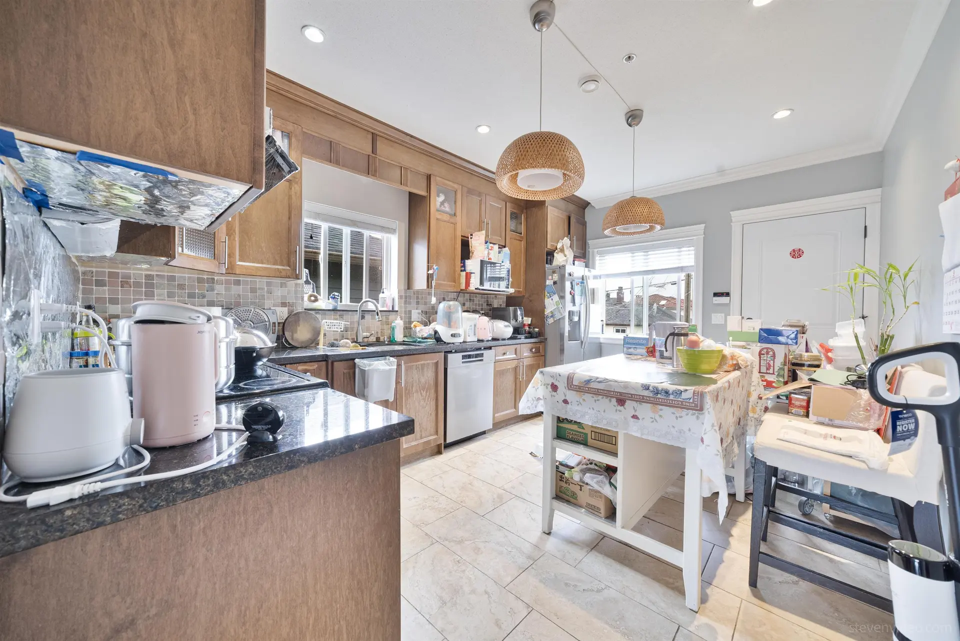 3832 Slocan Street - Image 10