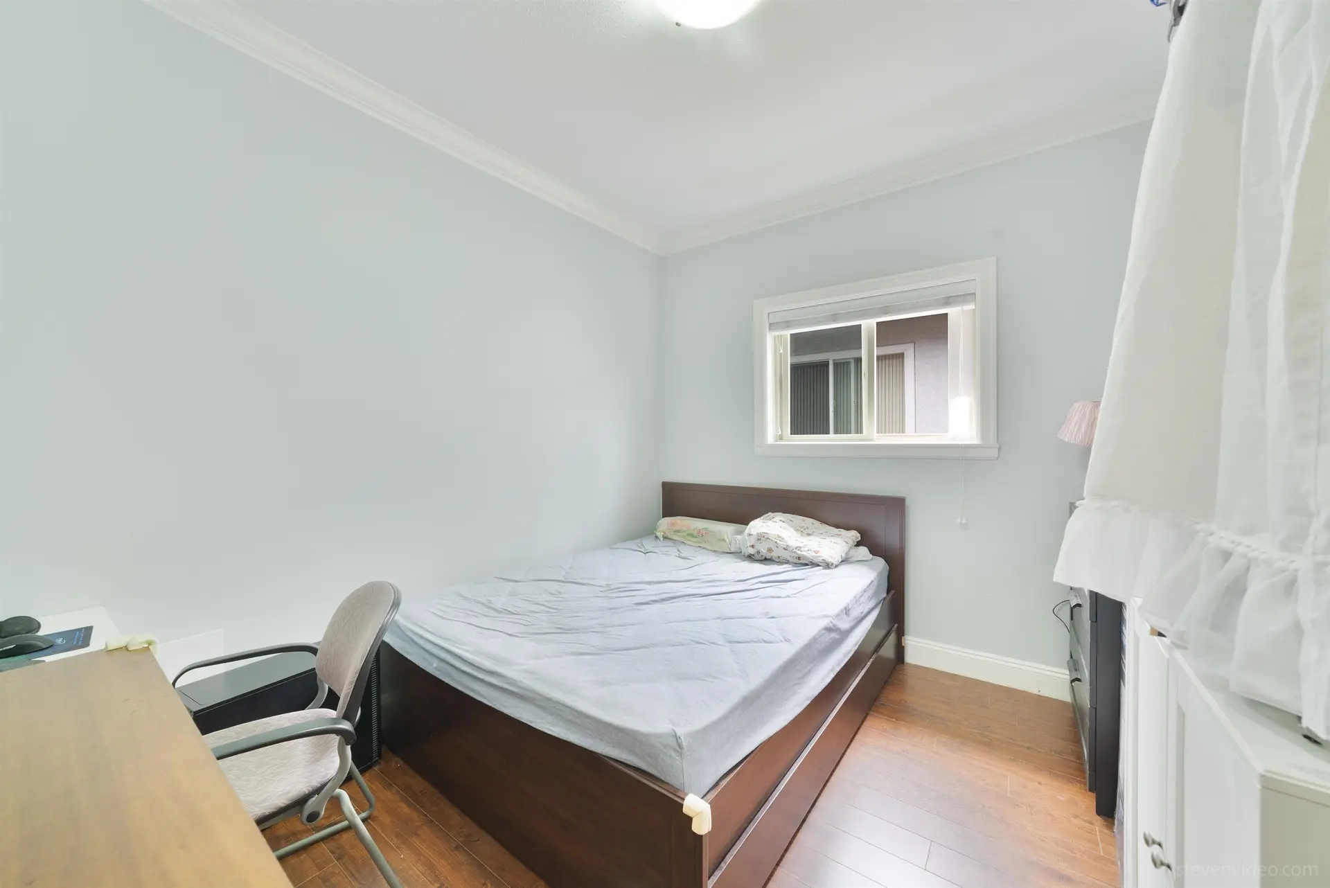 3832 Slocan Street - Image 4