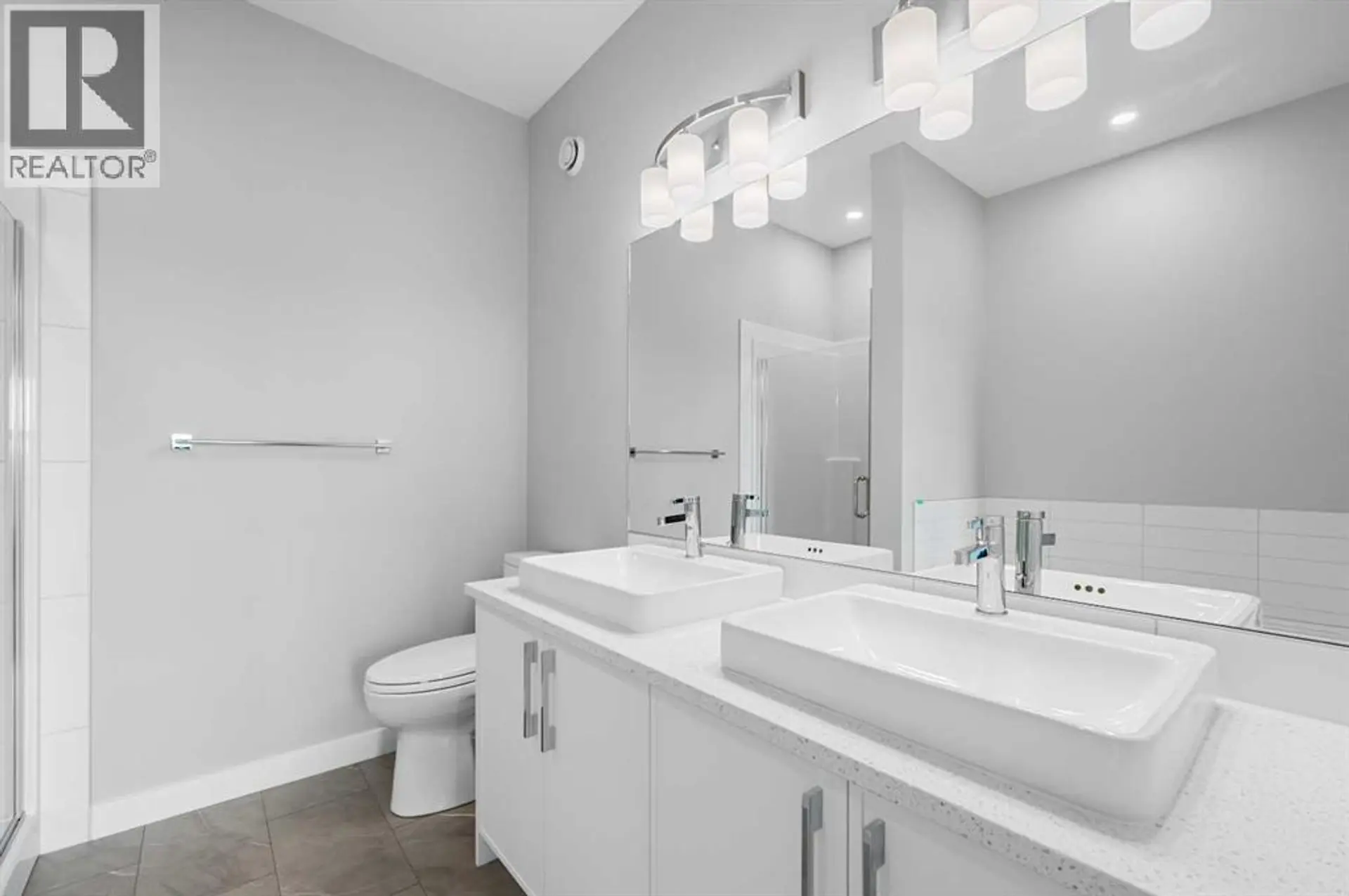 607 MAHOGANY ROAD SE - Image 15
