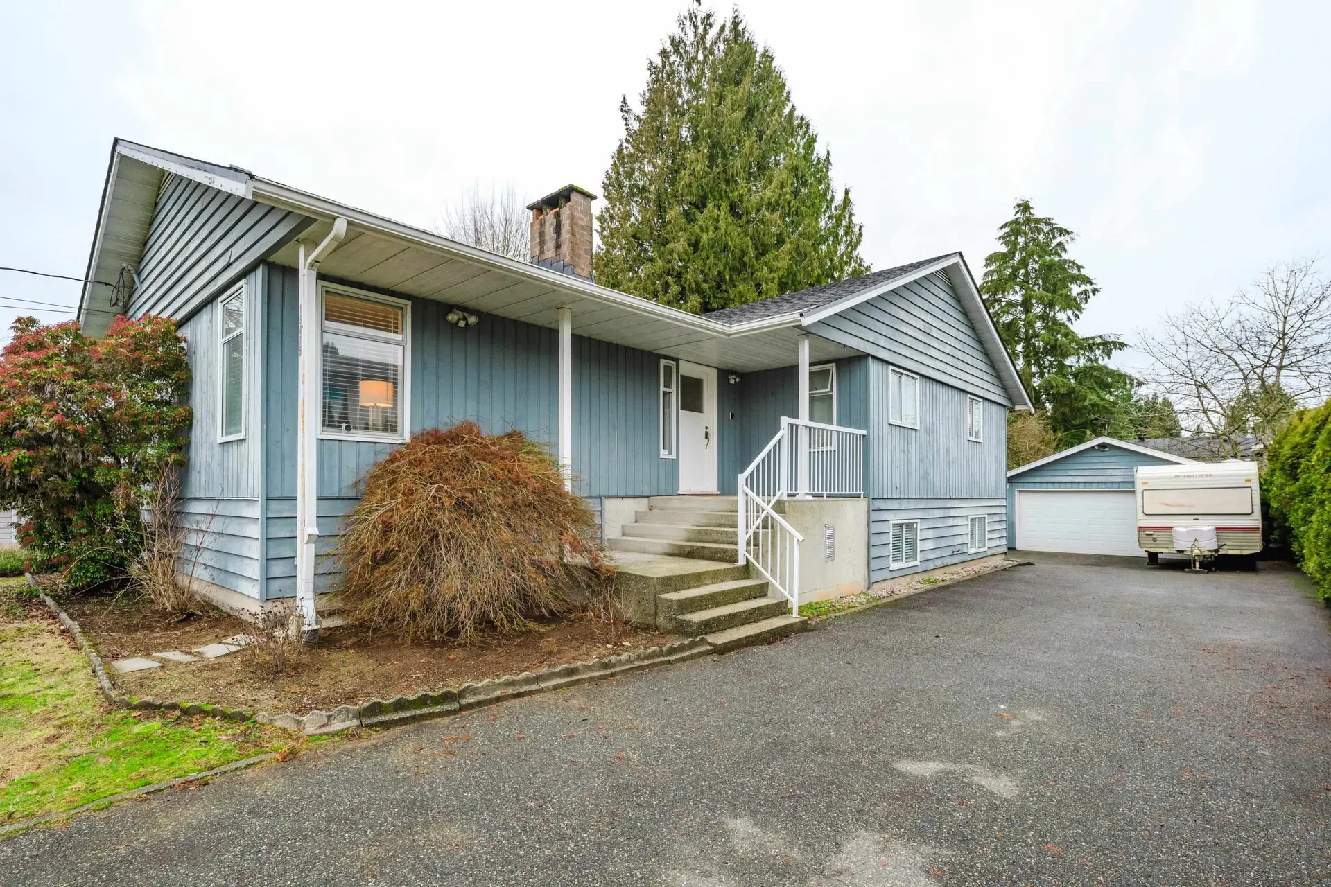 Property at 19475 116b Avenue, Pitt Meadows, BC