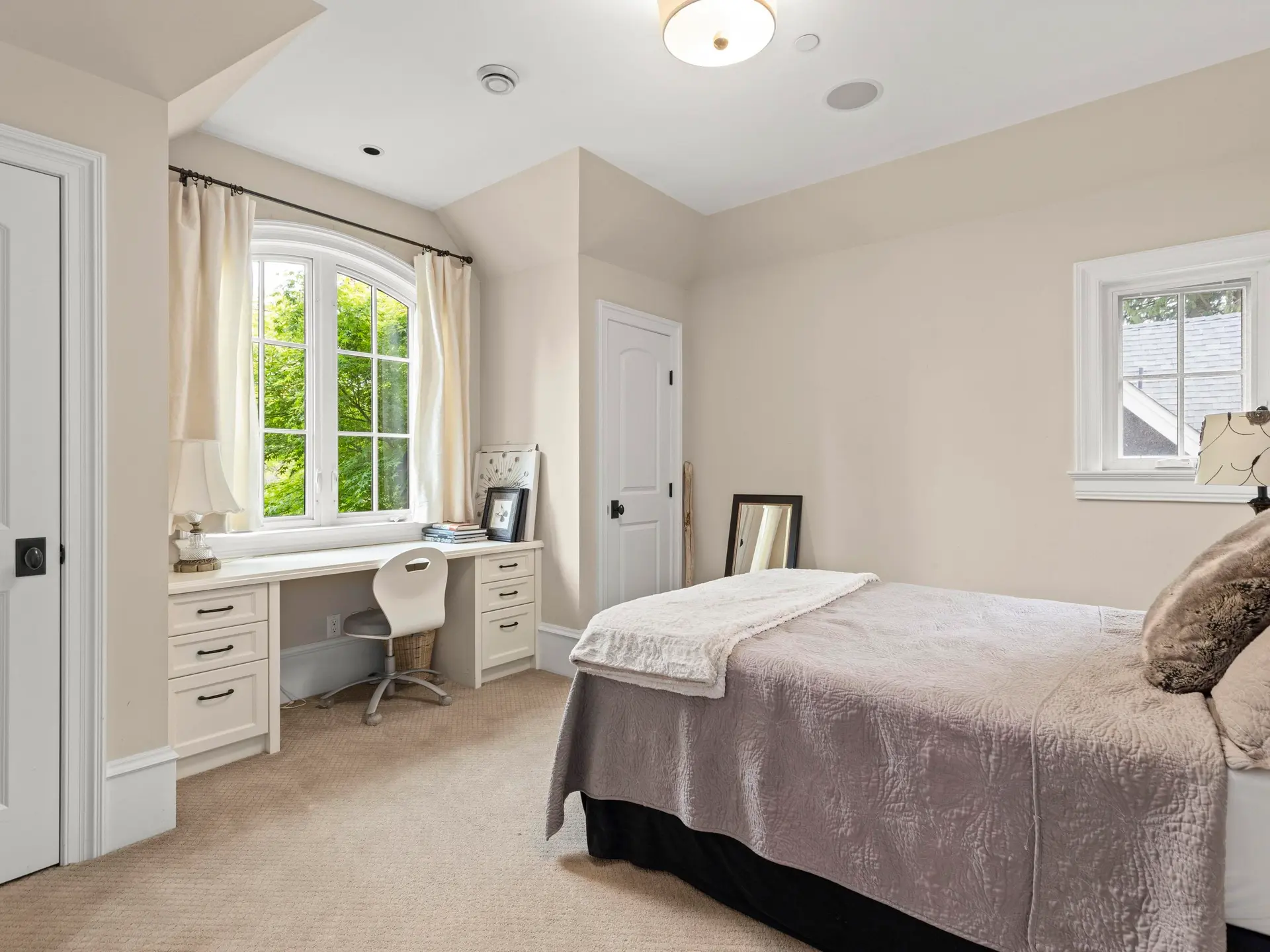 5559 Alma Street - Image 16