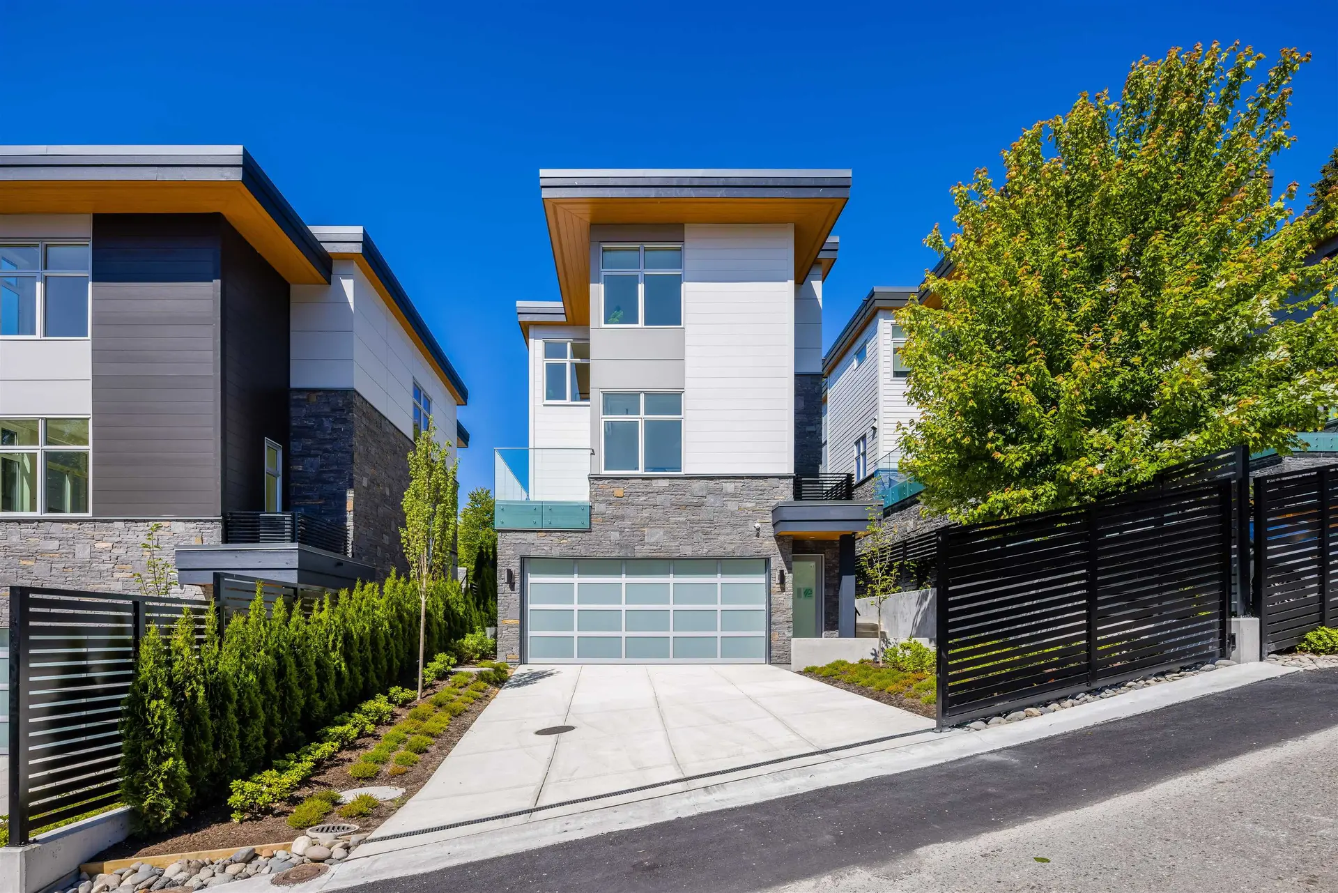 Property at 592 Arthur Erickson Place, West Vancouver, BC