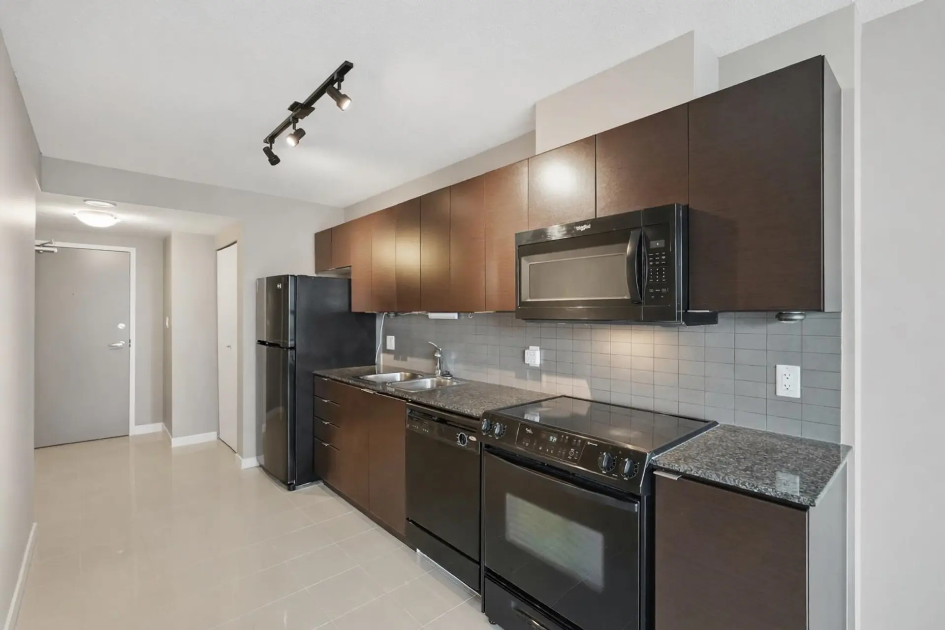 #2408 13618 100 Avenue - Image 4