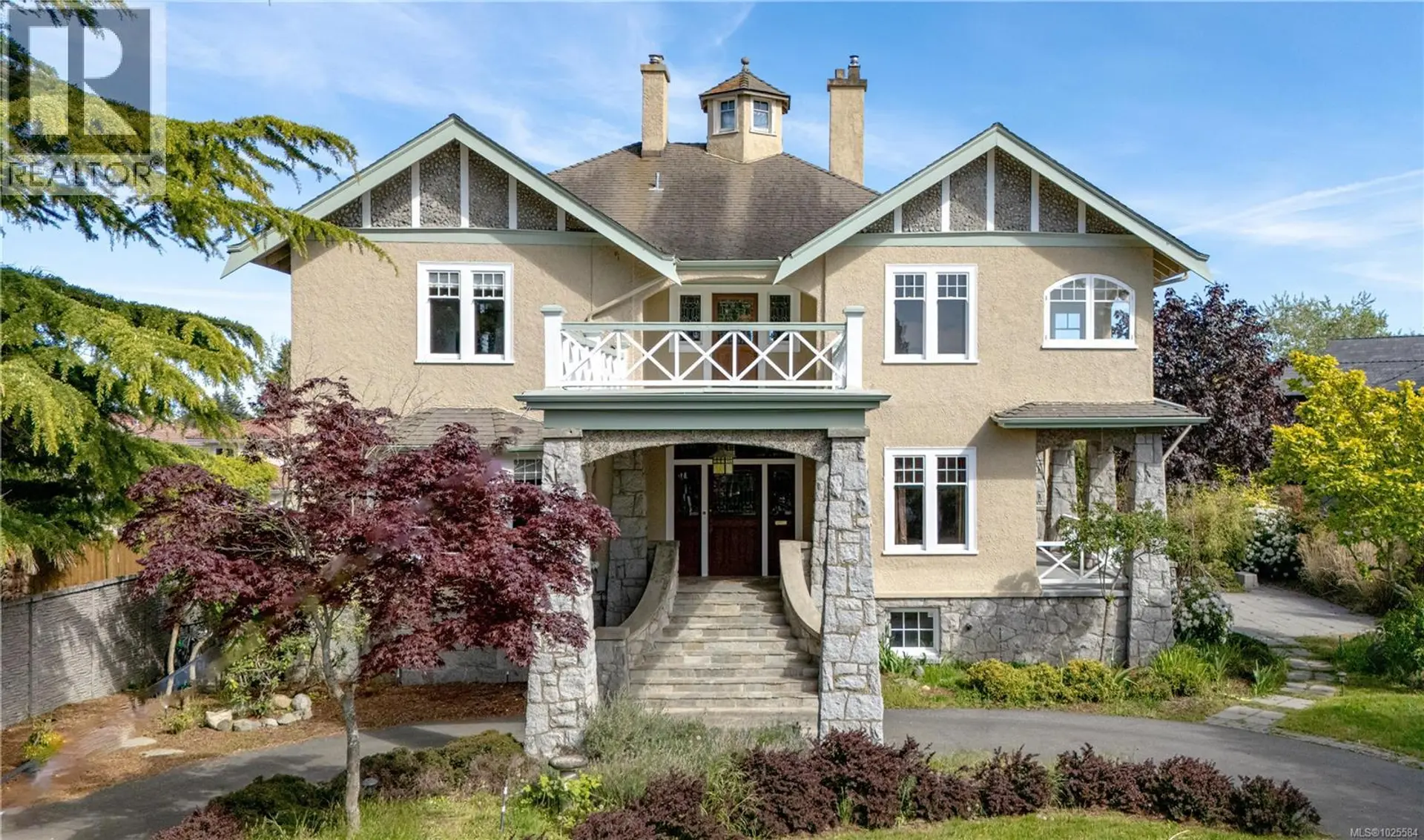 Property at 4423 Tyndall Ave, Saanich, BC