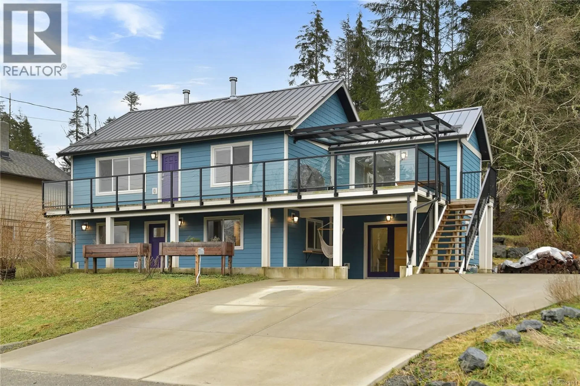 Property at 16995 Wickanninish Rd, Port Renfrew, BC
