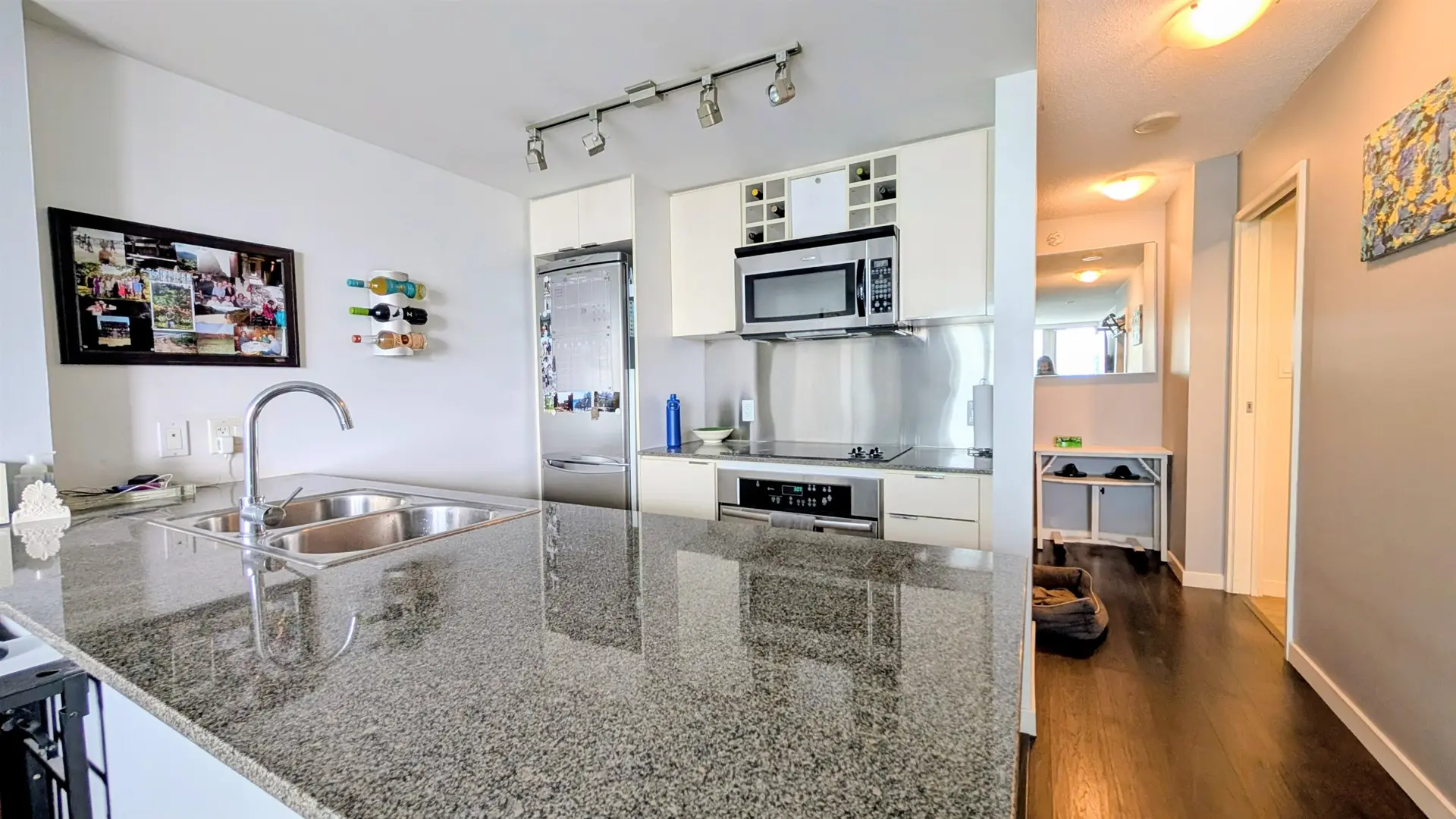 #3301 233 Robson Street - Image 7