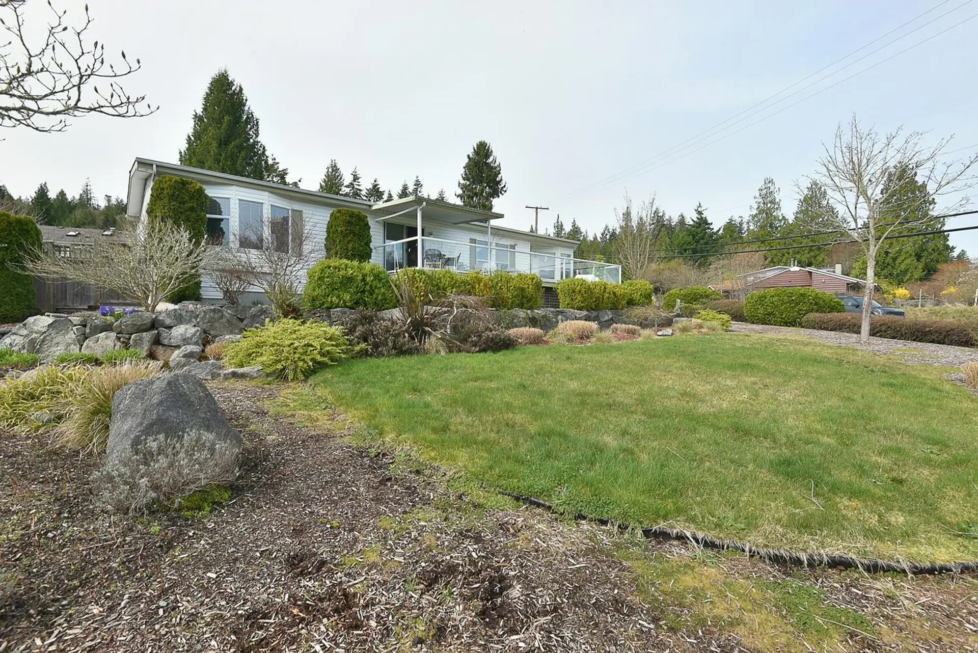 Property at 5987 Harbour Way, Sechelt, BC