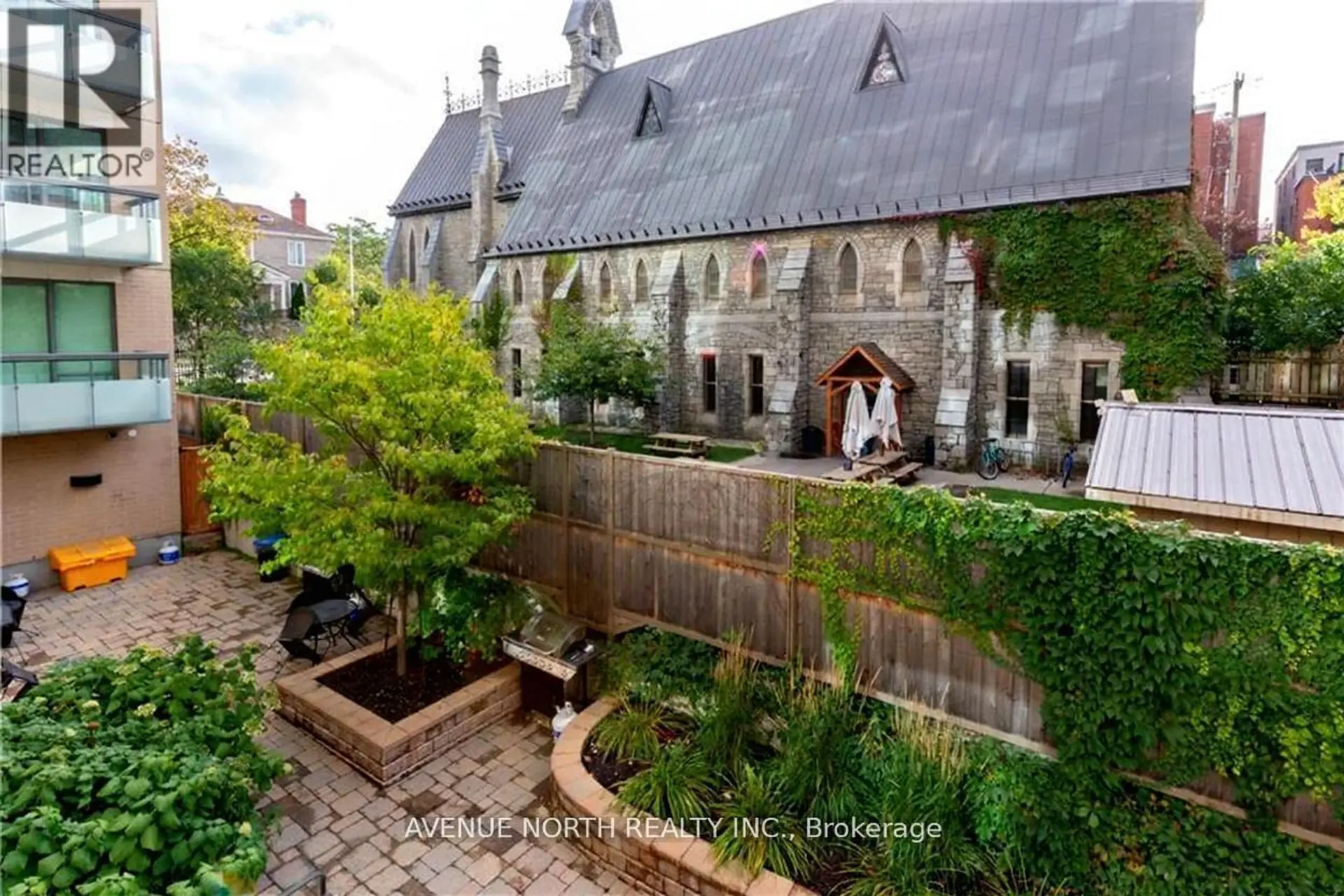 #203 238 BESSERER STREET - Image 15