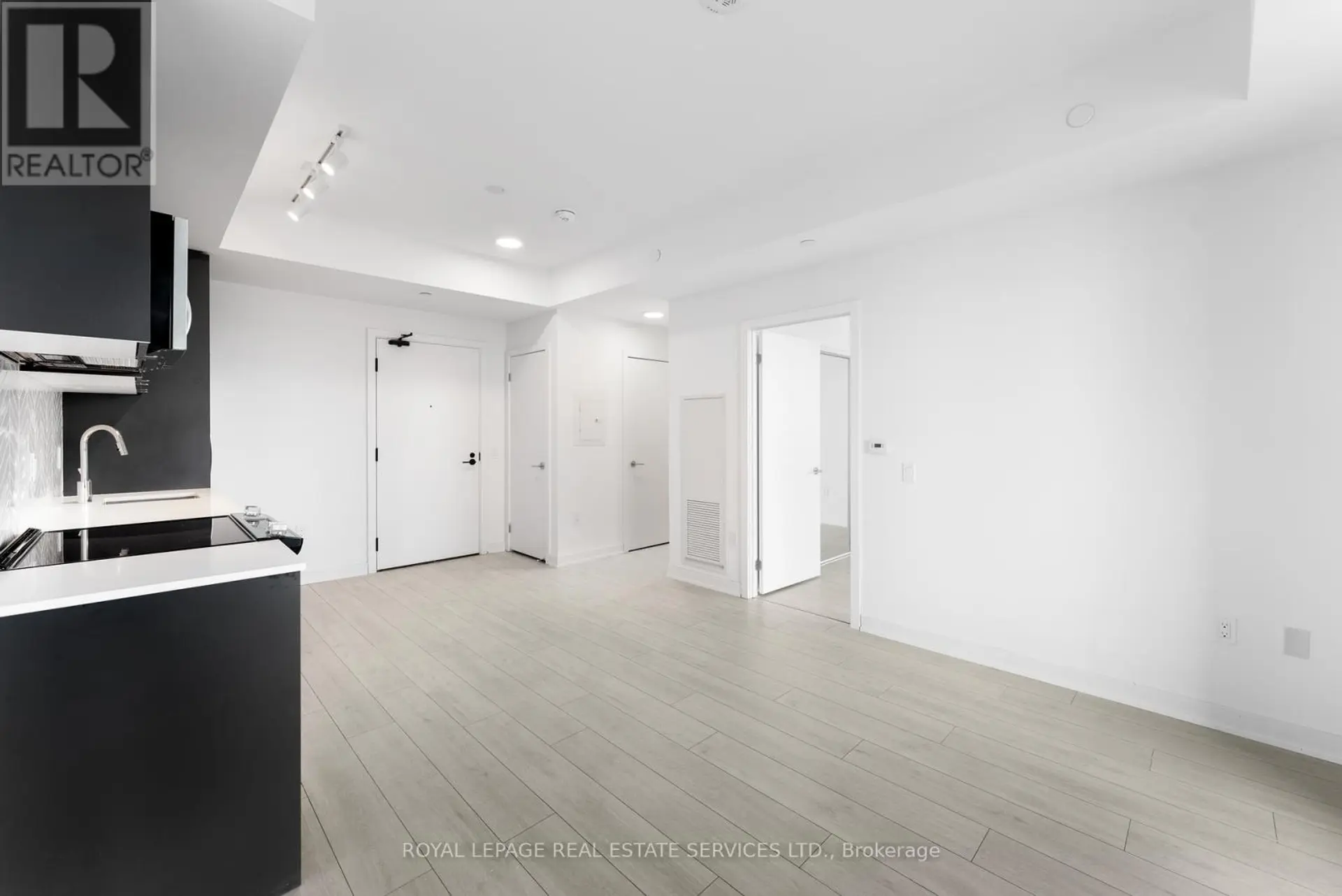 #601 1606 CHARLES STREET - Image 5