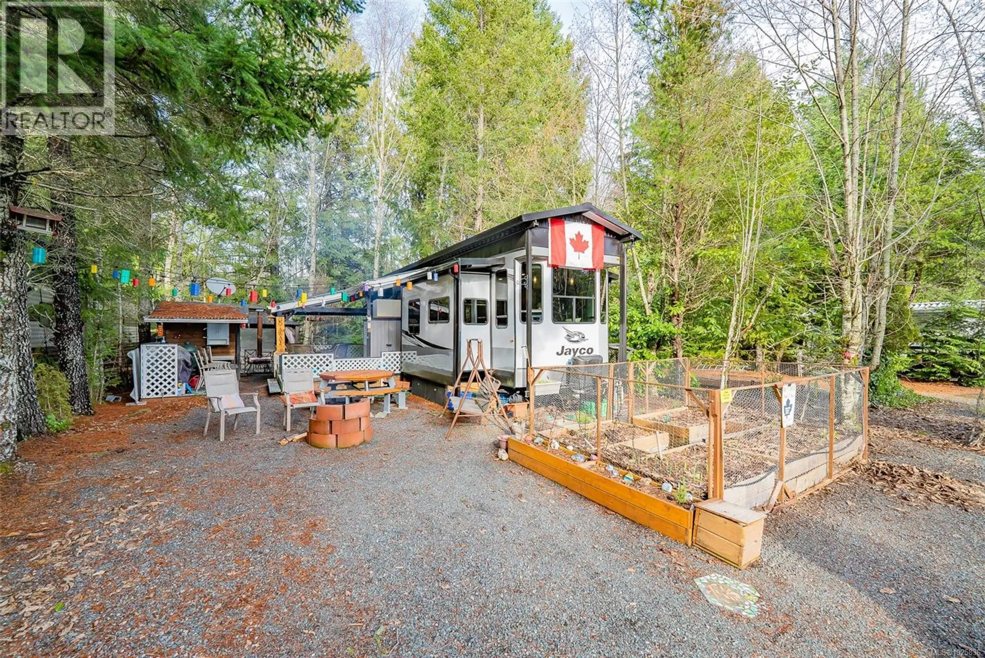 Property at #E2 2650 Turnbull Rd, Qualicum Beach, BC
