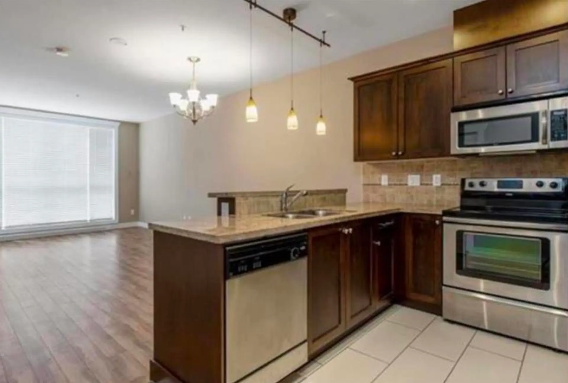 #603 14333 104 Avenue - Image 4