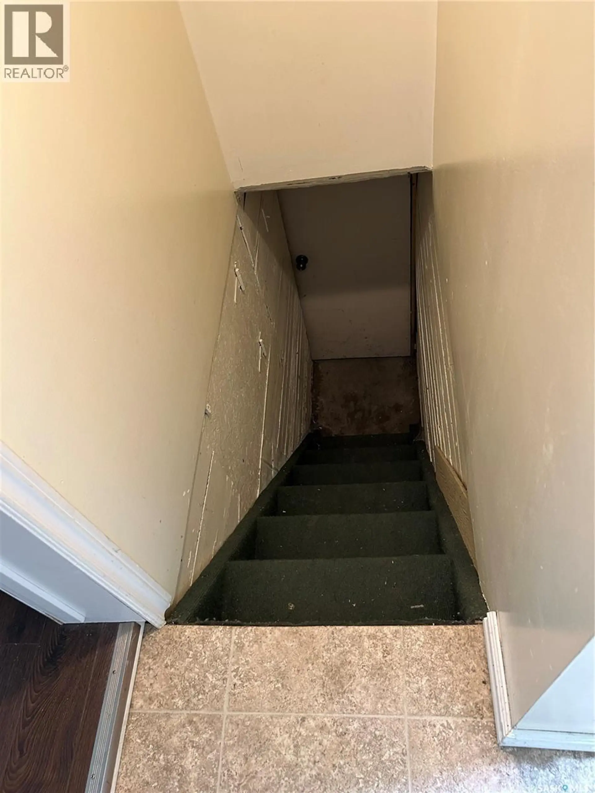1113 VALLEY STREET - Image 11