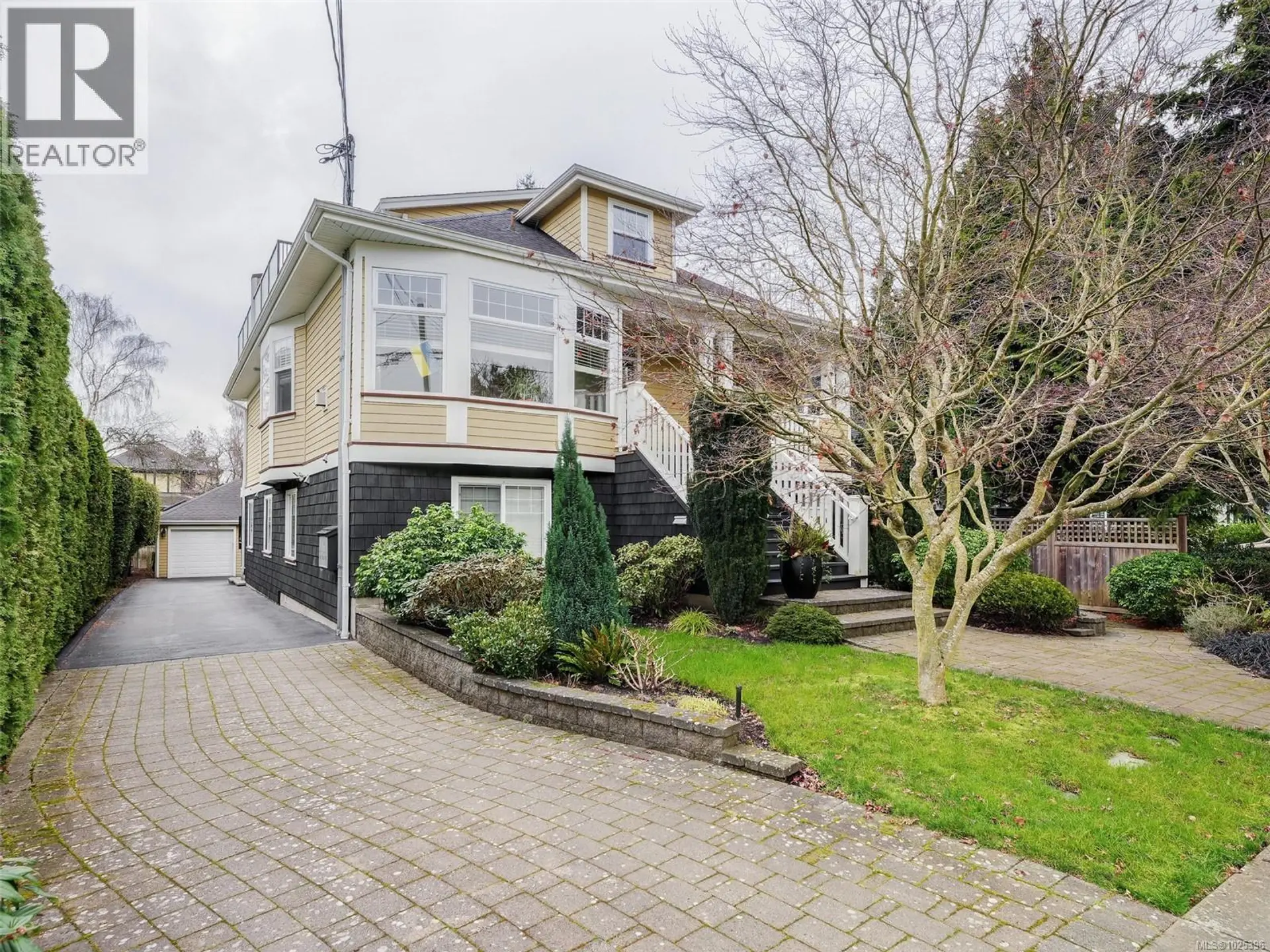 Property at #2 1217 McKenzie St, Victoria, BC