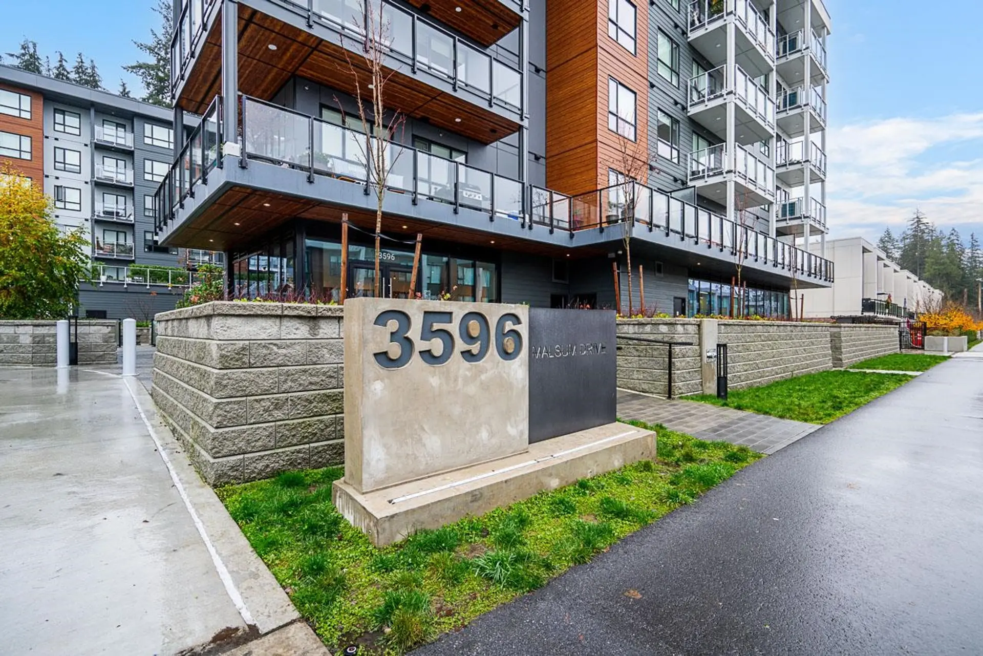 Property at #422 3596 Malsum Drive, North Vancouver, BC