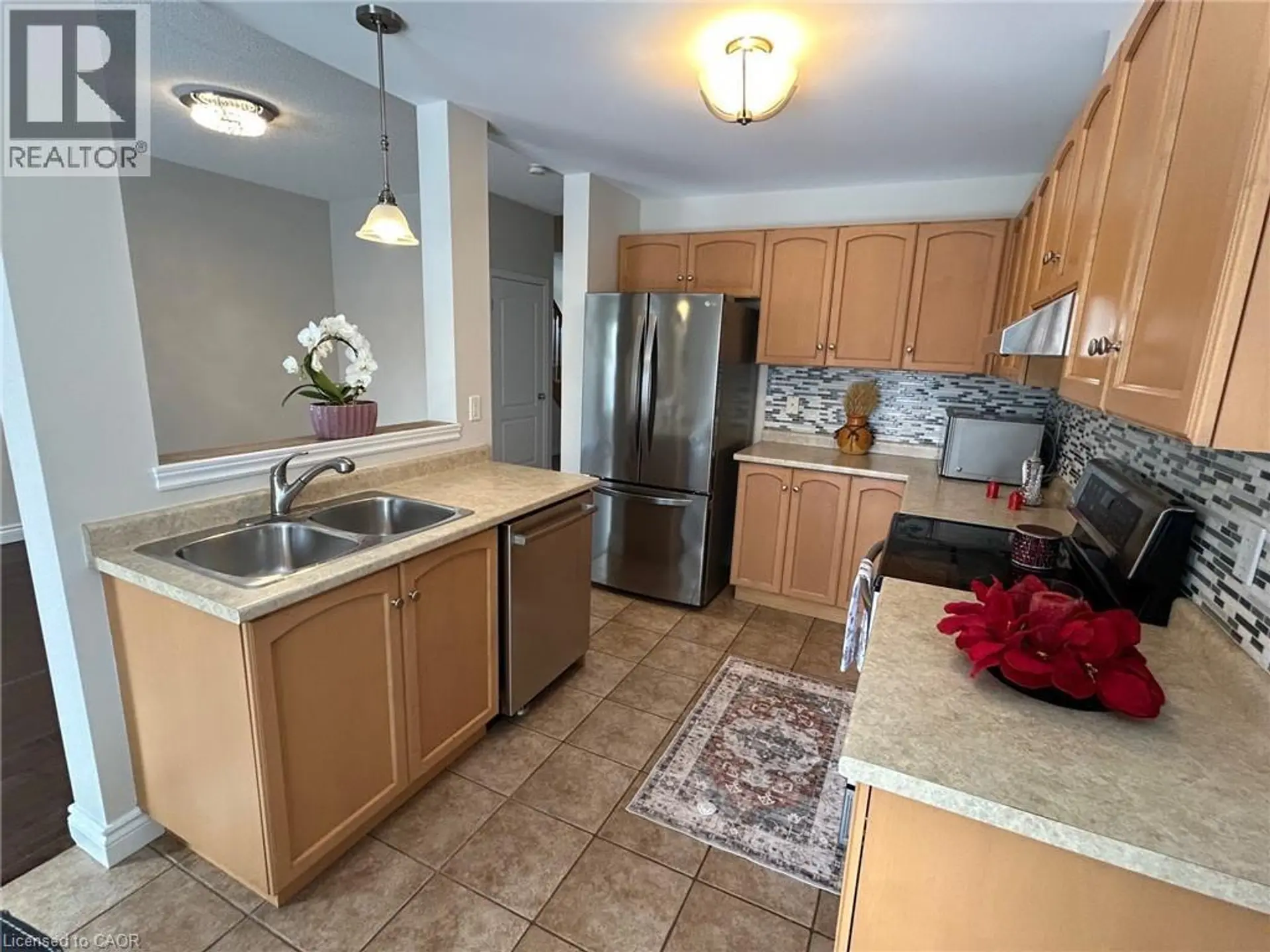 22 LIDDYCOAT Lane - Image 2