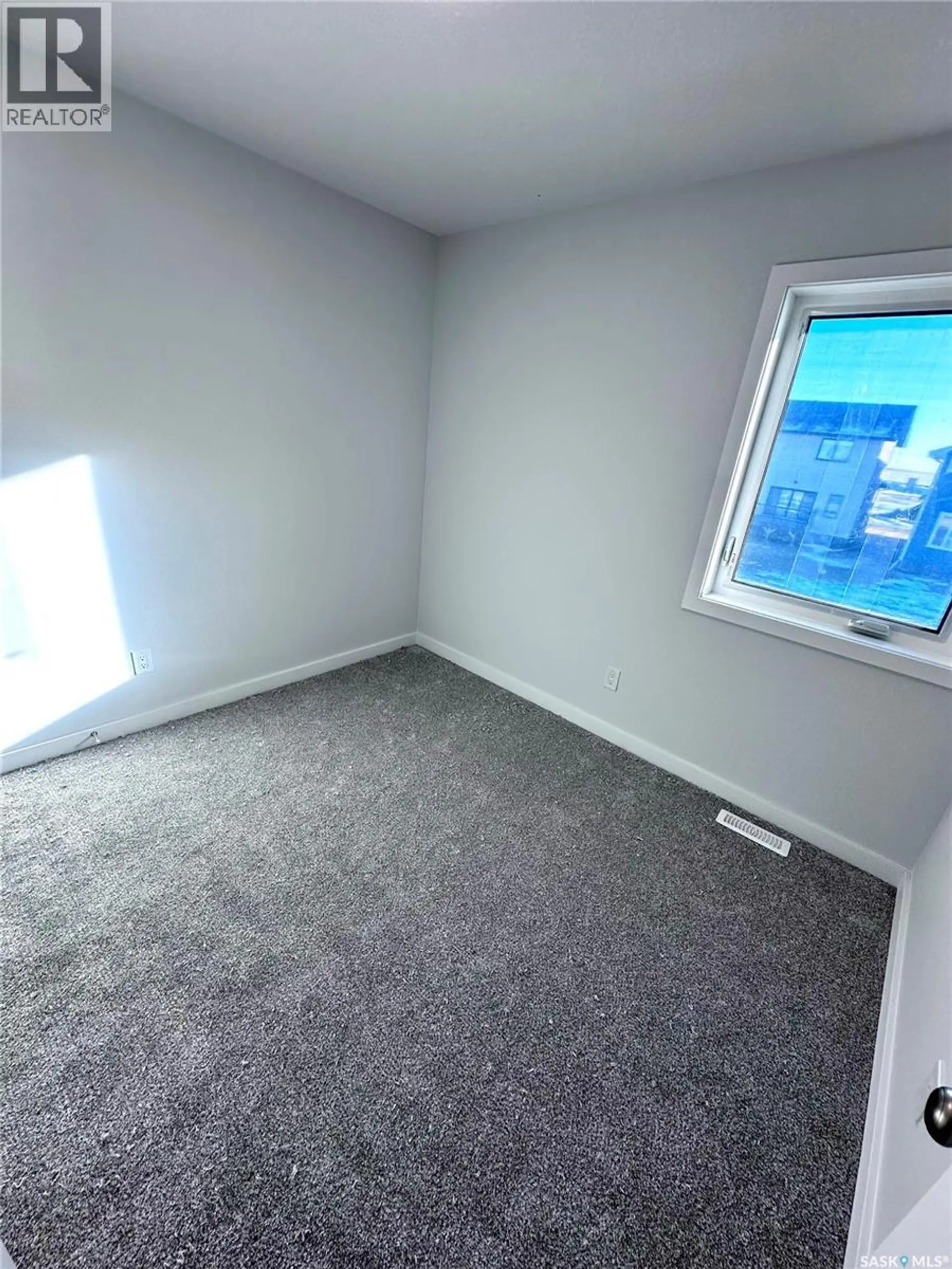 1121 CAMDEN GARDENS - Image 10