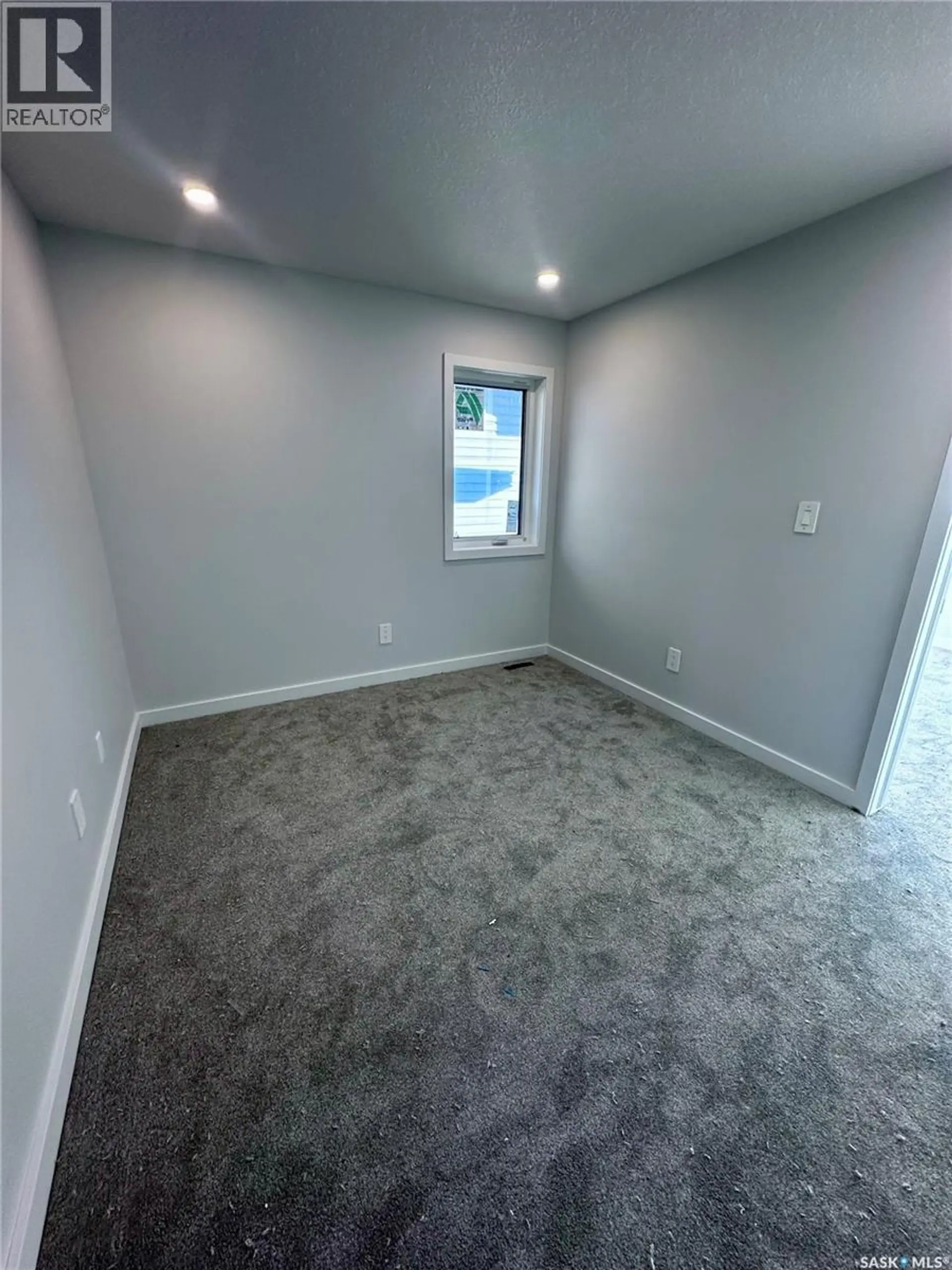 1123 Camden GARDENS - Image 8