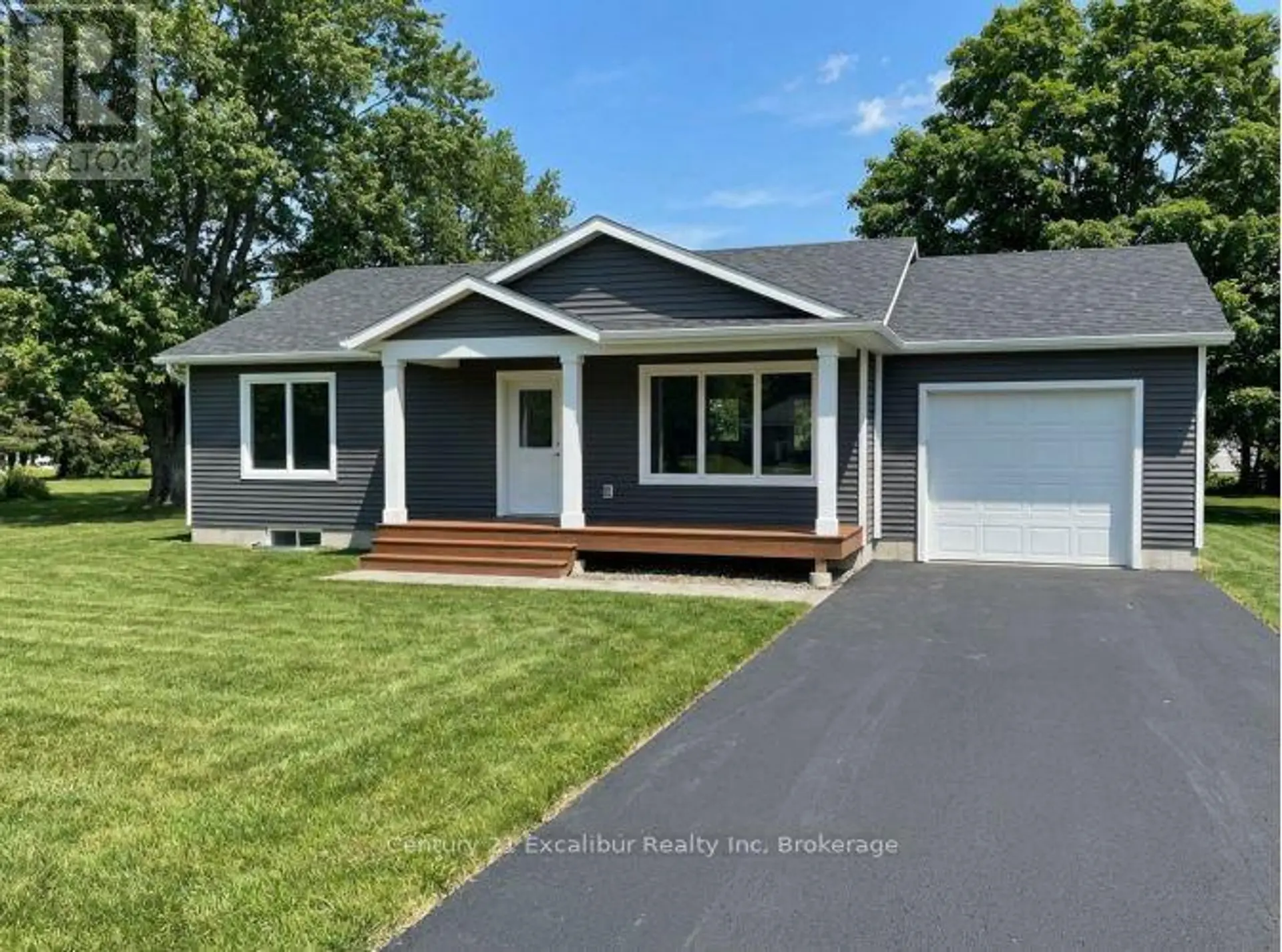 487 HILL STREET E - Image 1
