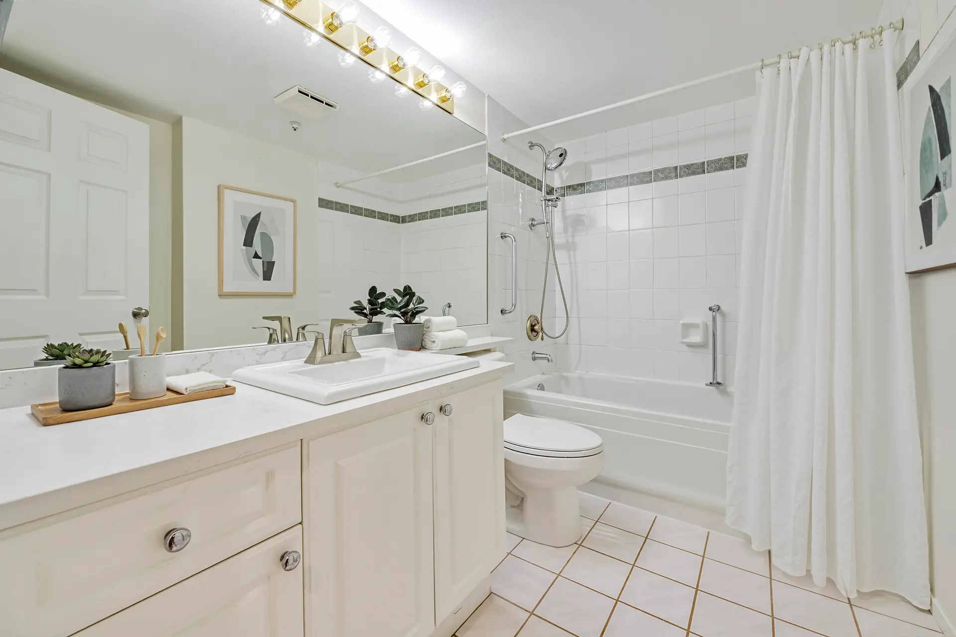 #205 5518 14th Avenue - Image 9