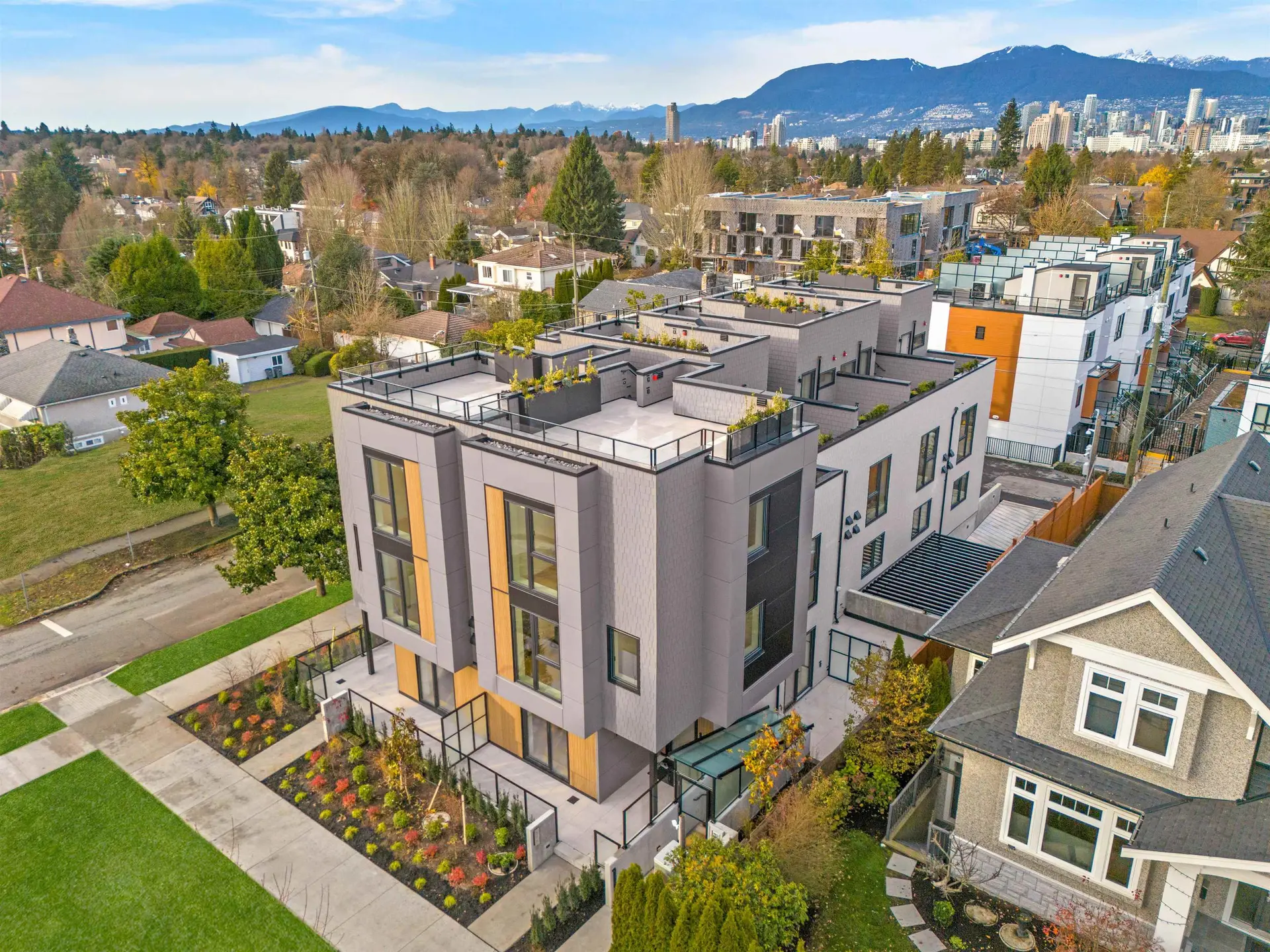 Property at 585 W 29th Avenue, Vancouver, BC