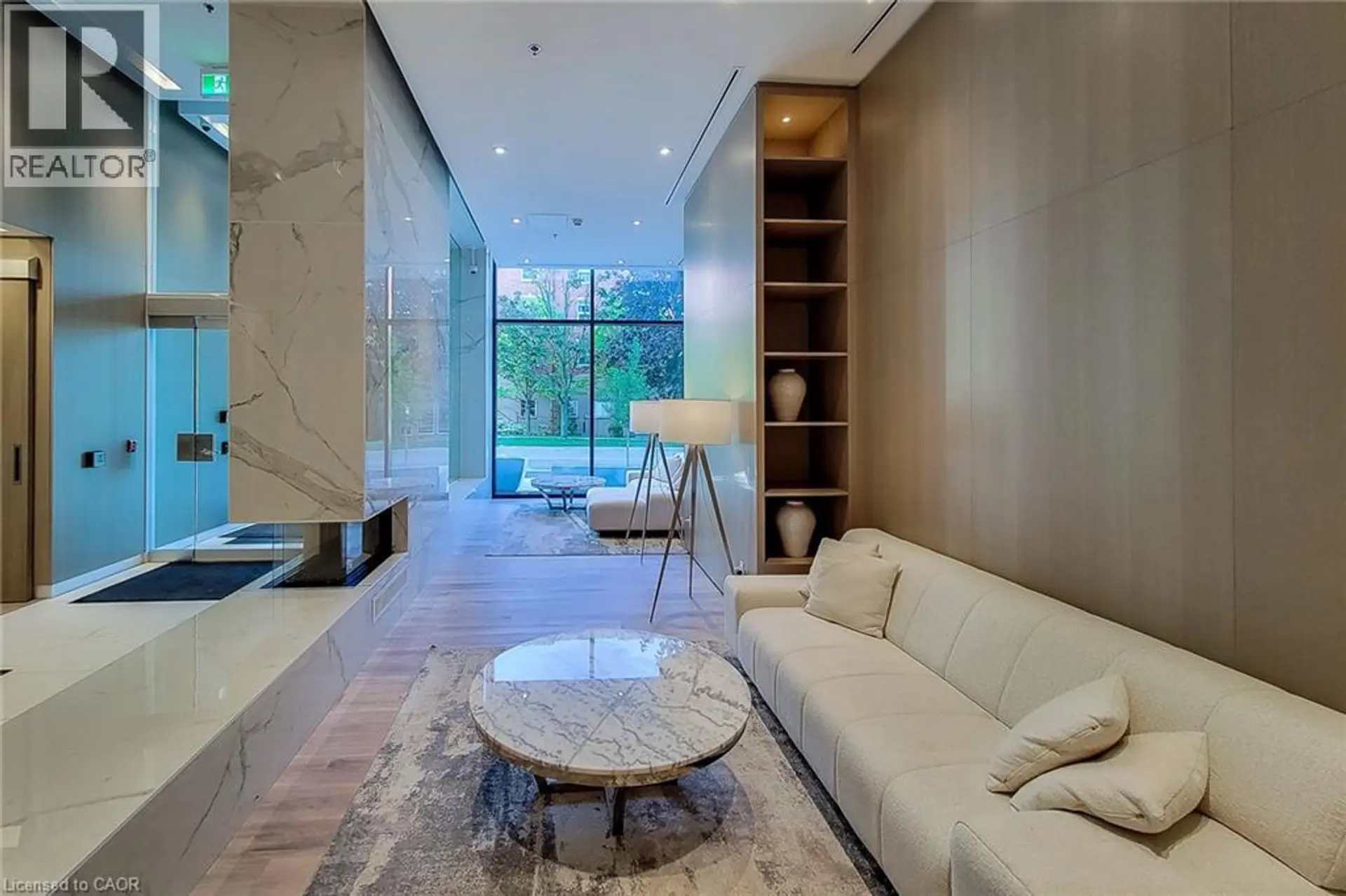 #909 370 MARTHA STREET - Image 13
