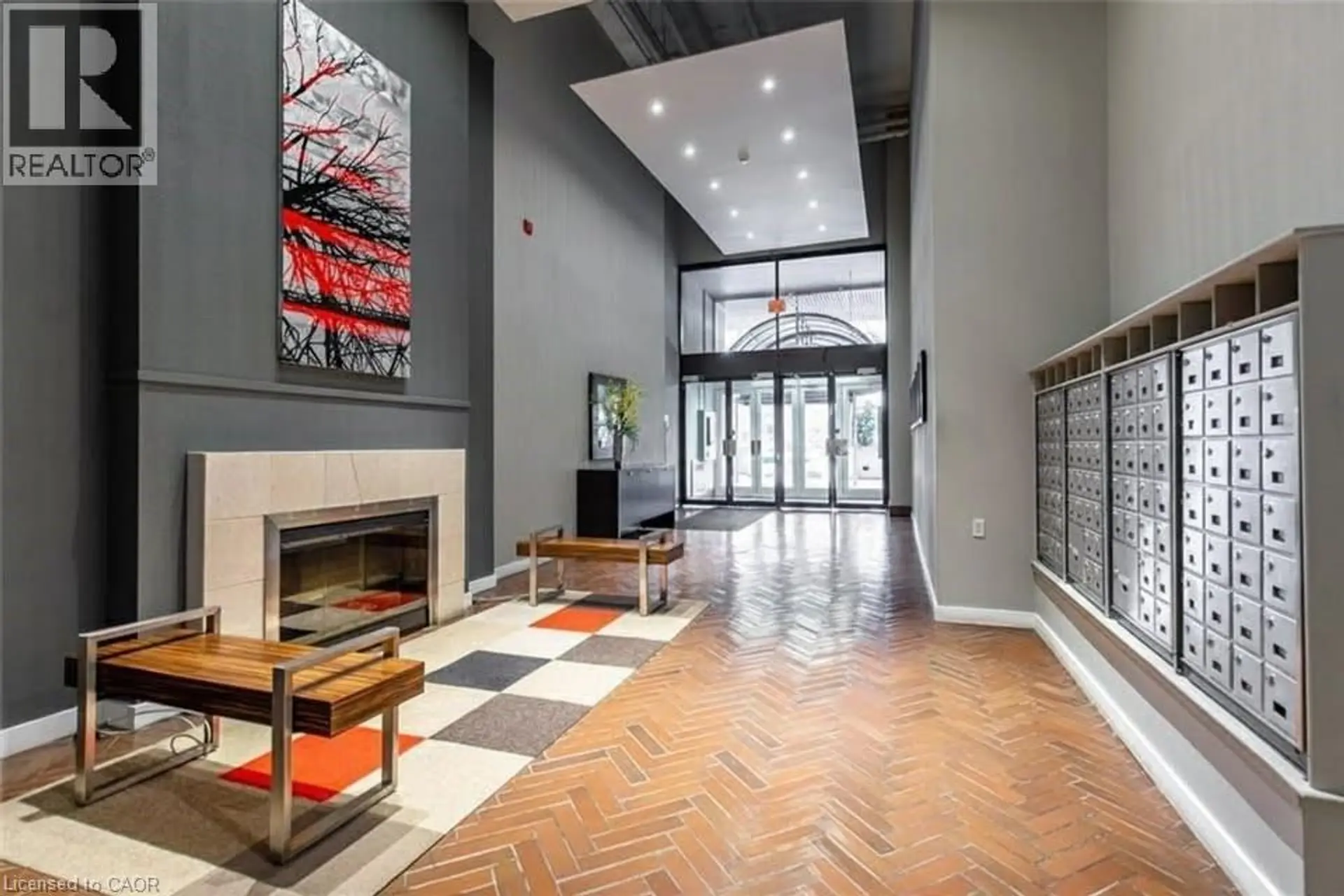 #106 66 BAY Street - Image 4