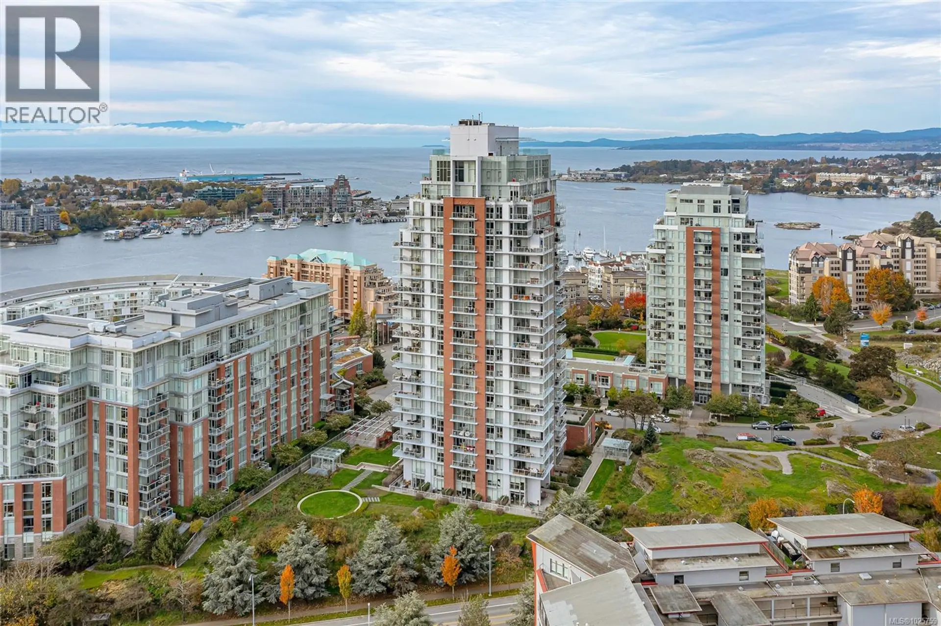 Property at #708 83 Saghalie Rd, Victoria, BC