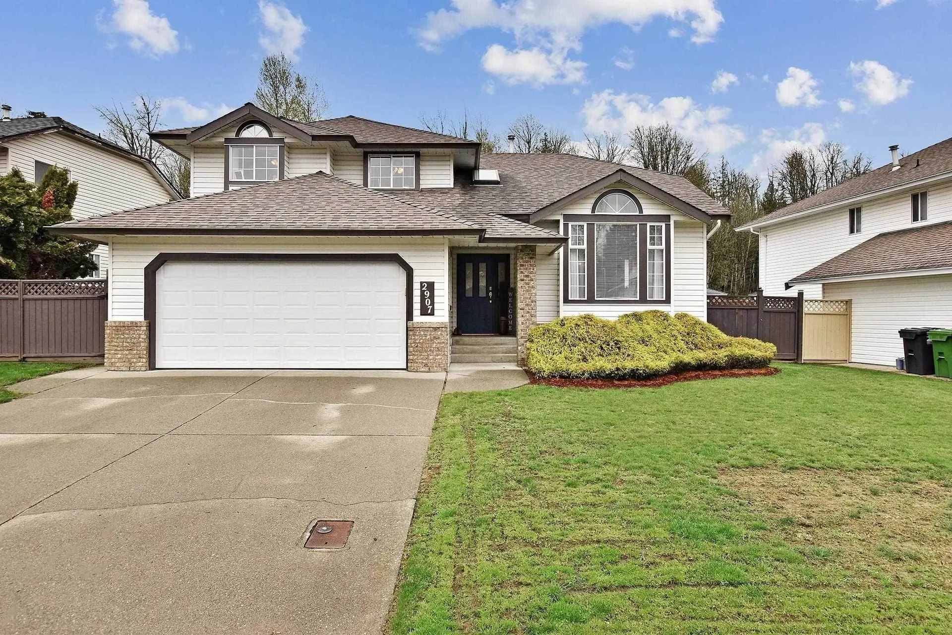 Property at 2907 Crossley Drive, Abbotsford, BC