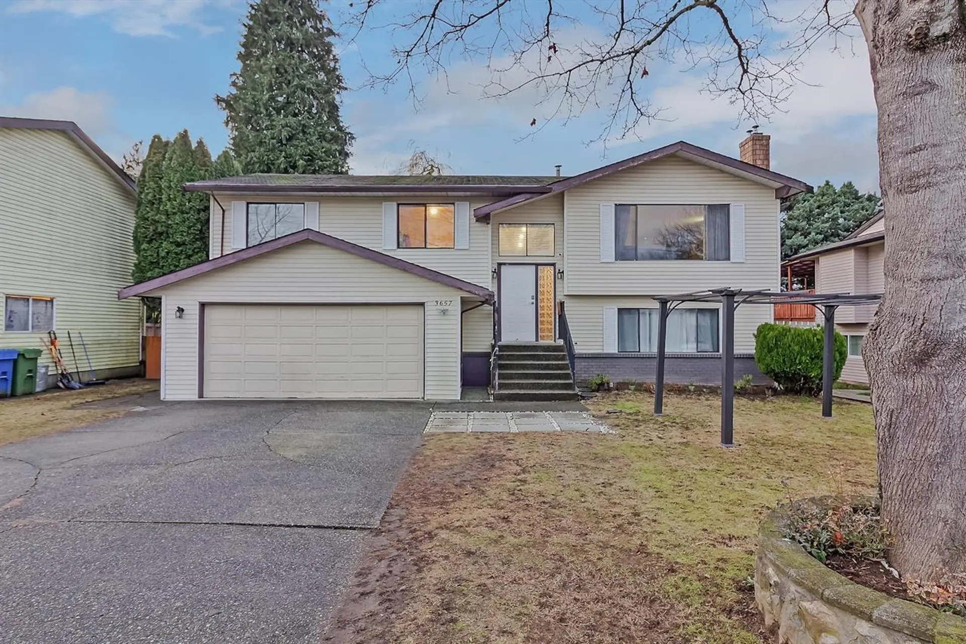 Property at 3657 Perth Street, Abbotsford, BC