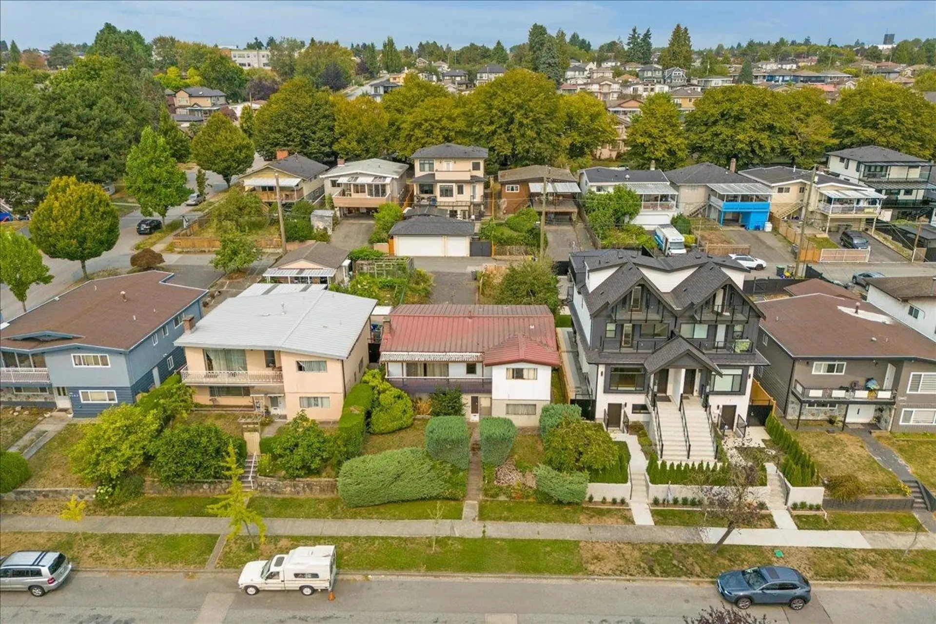 1149 E 63rd Avenue - Image 12