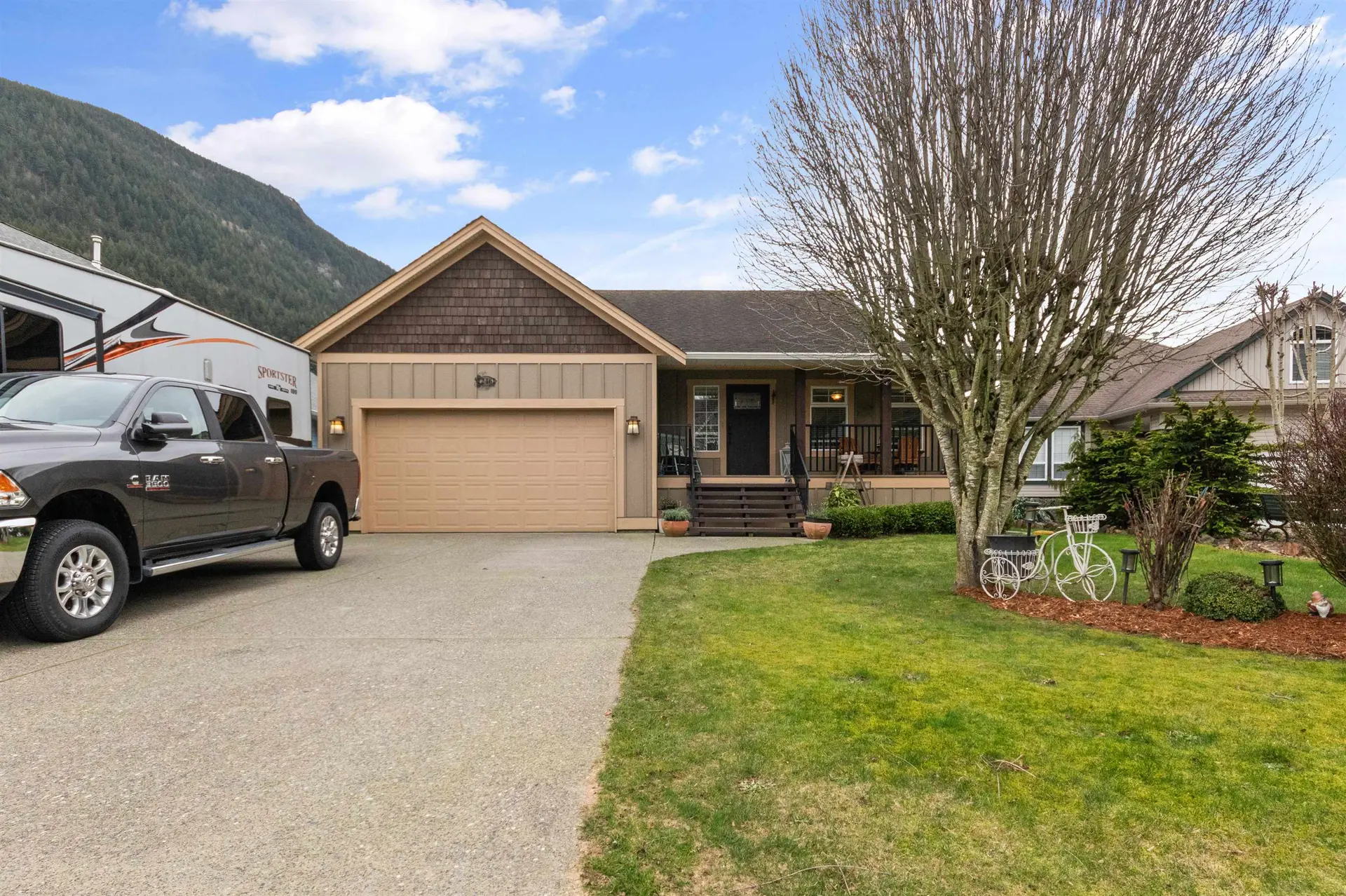 Property at 246 Balsam Avenue, Harrison Hot Springs, BC