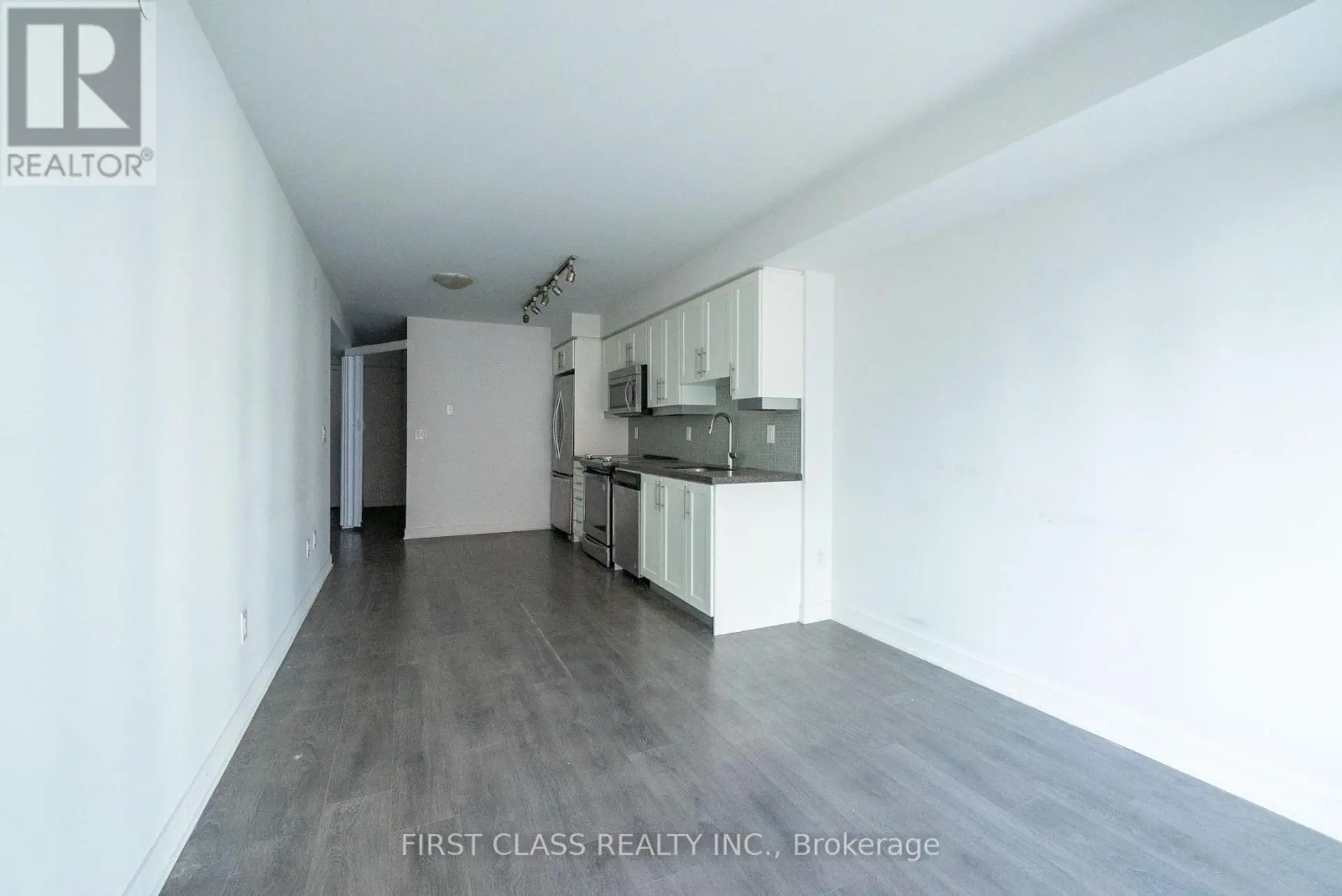 #1022 525 ADELAIDE STREET W - Image 11