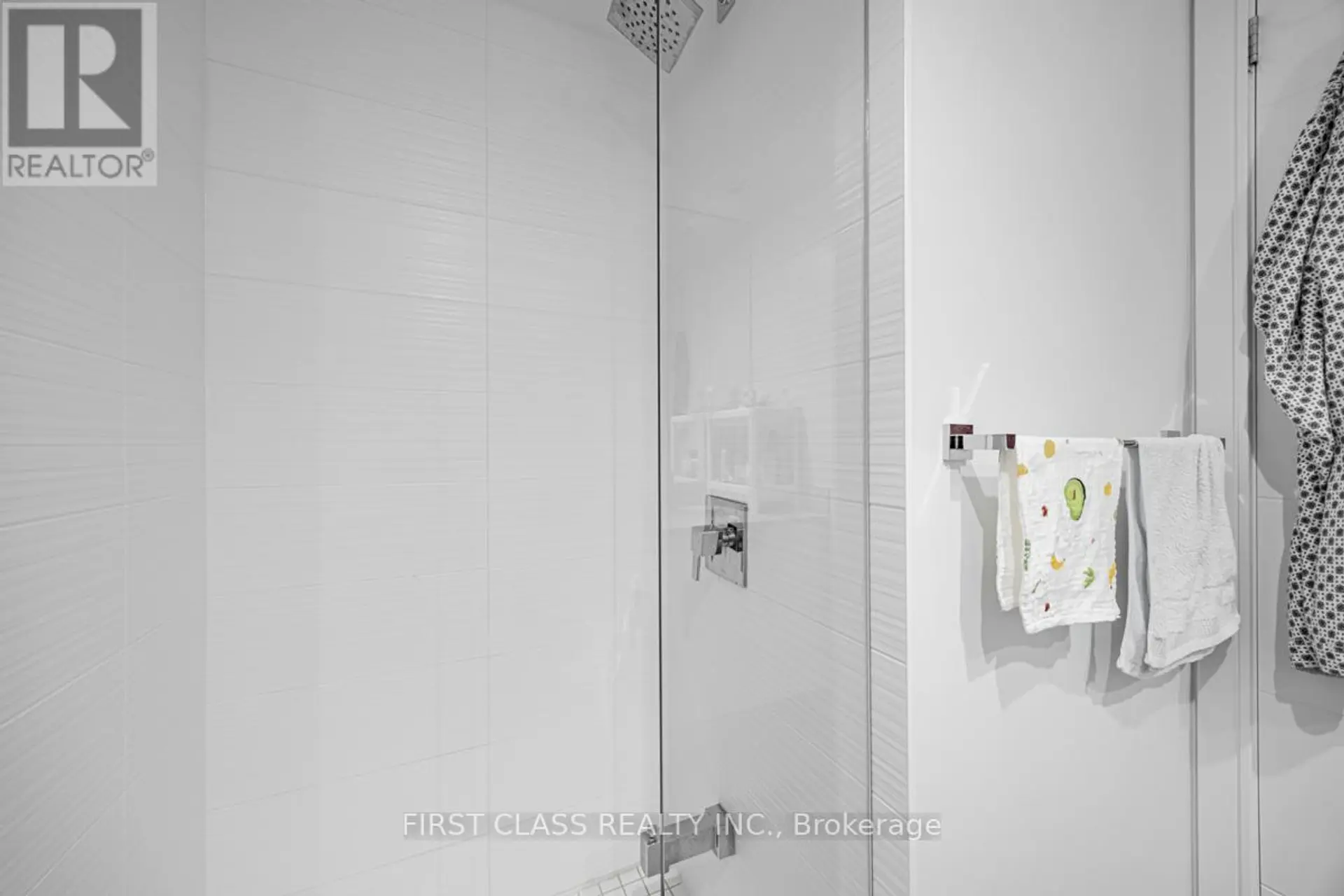 #1022 525 ADELAIDE STREET W - Image 14