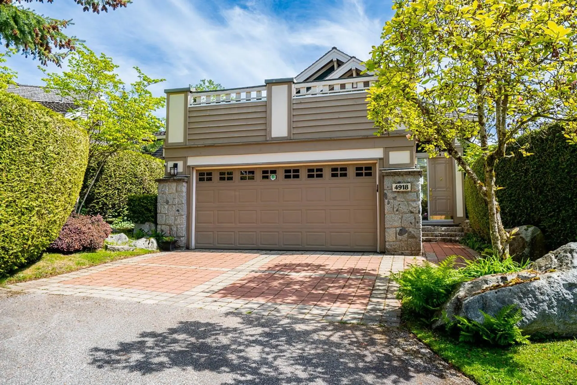 Property at 4918 Edendale Lane, West Vancouver, BC